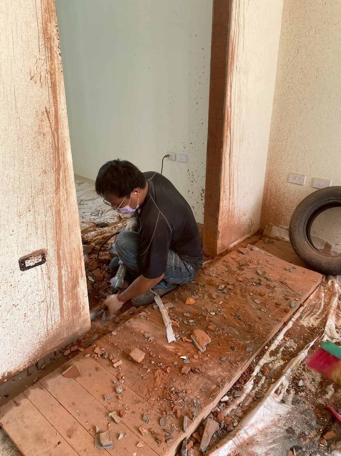 拆除及切割工程