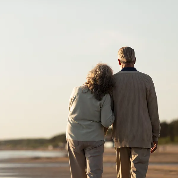 短期照護與長期照護有什麼差異？該怎麼選擇？｜高雄看護｜楠梓區看護