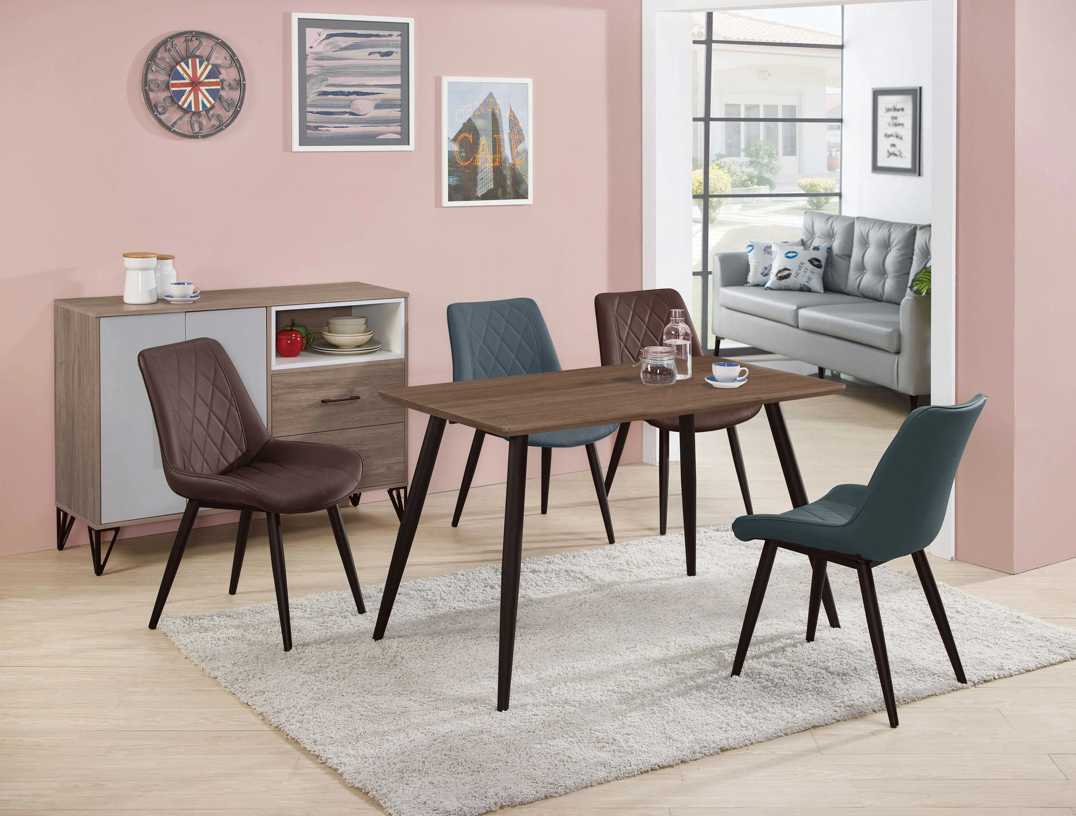 貝尼托餐桌 /皮餐椅