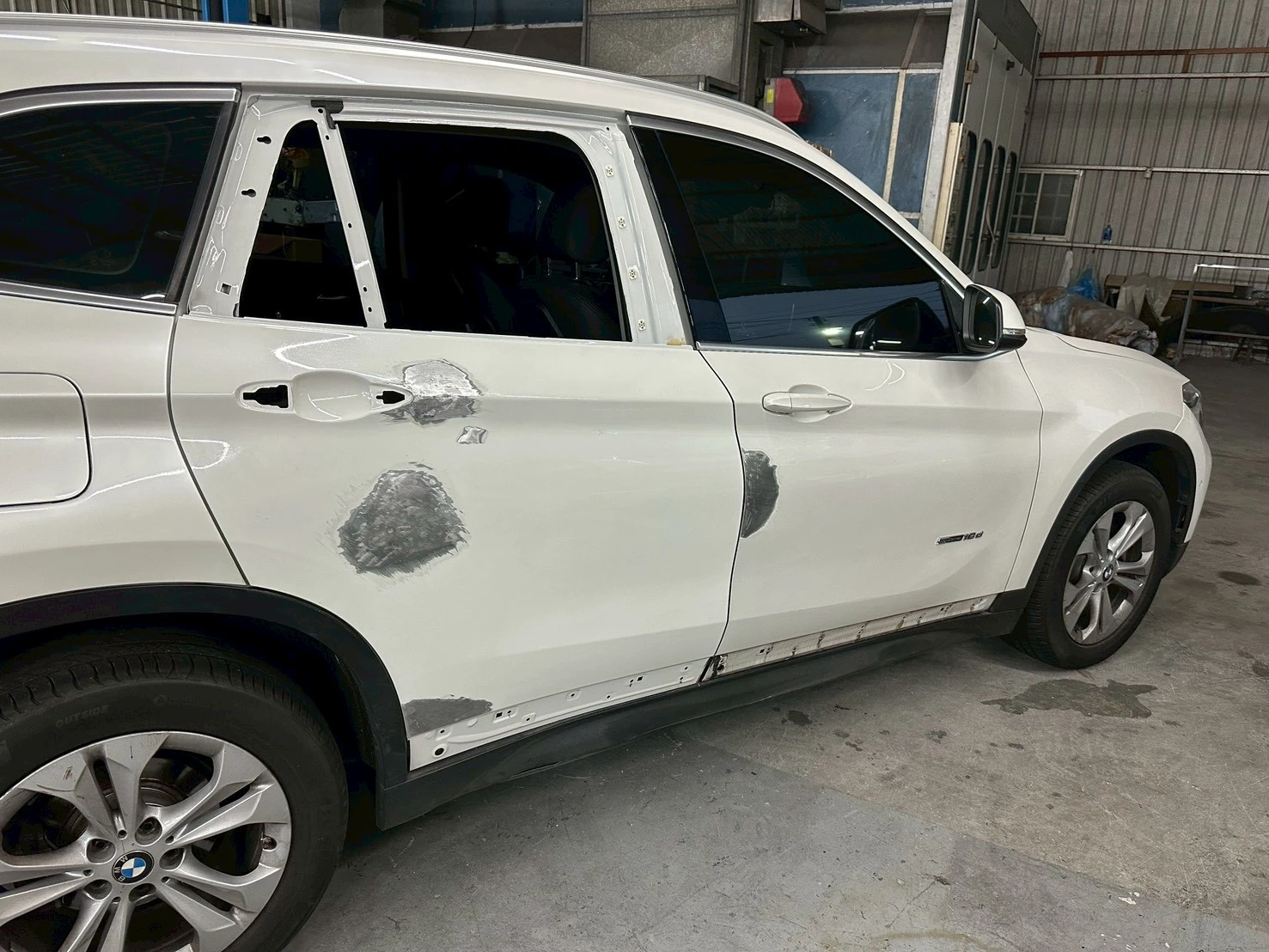 汽車鈑金烤漆
