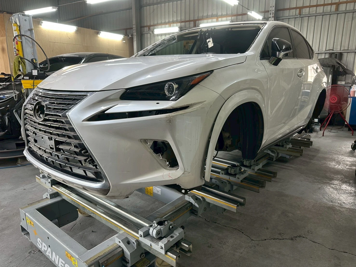 事故車維修