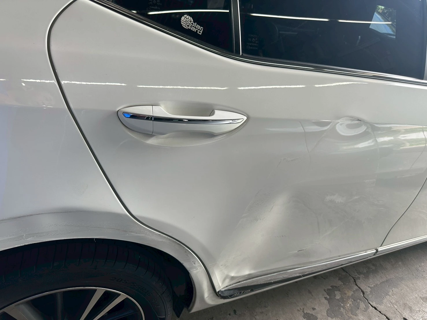 汽車鈑金烤漆