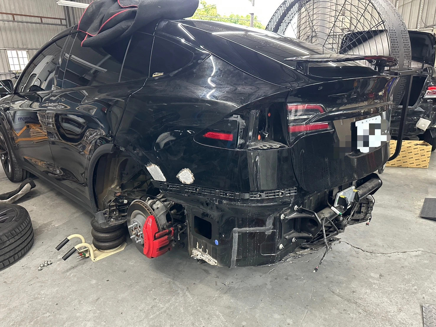 汽車鈑金烤漆