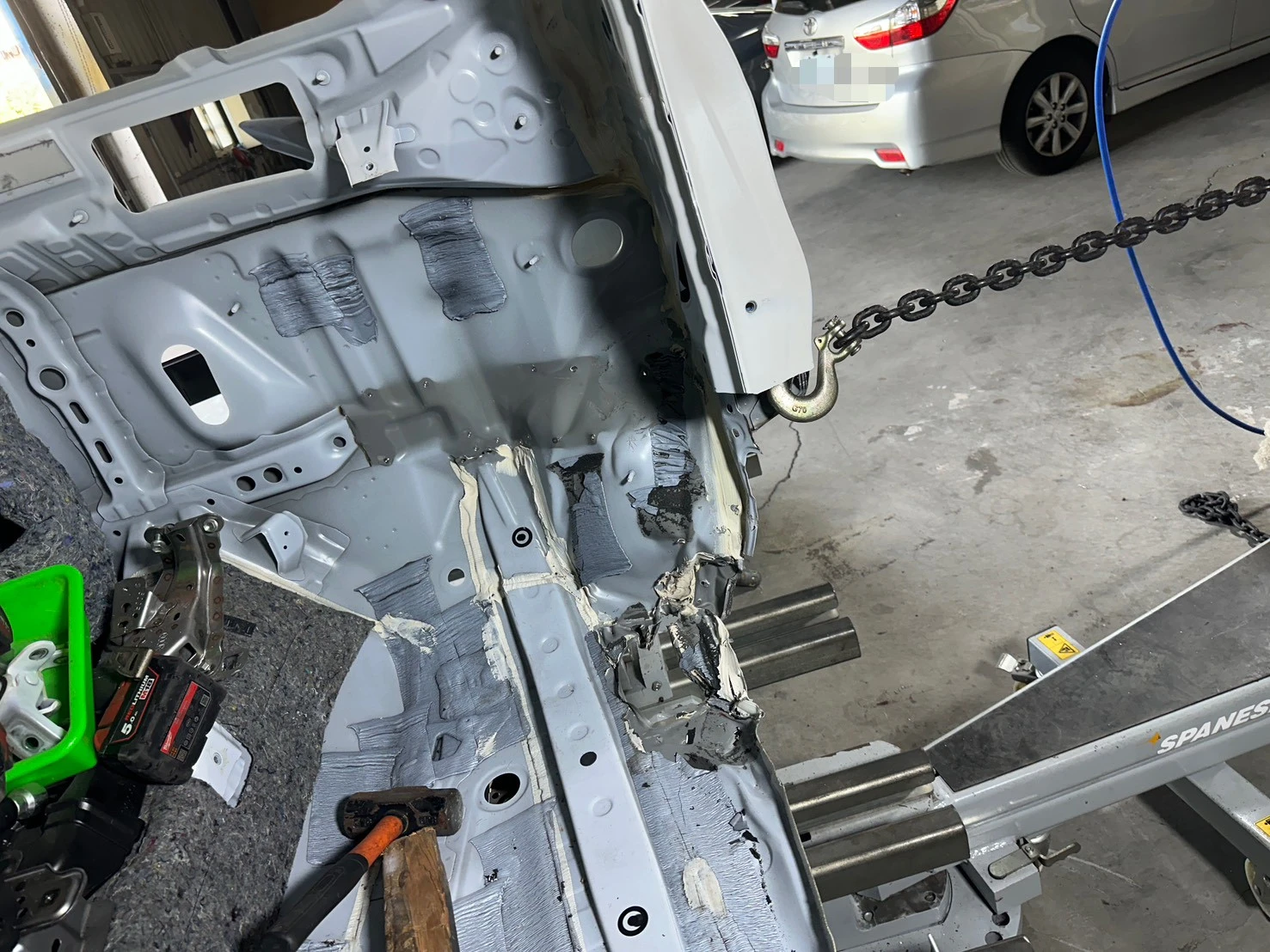 事故車維修
