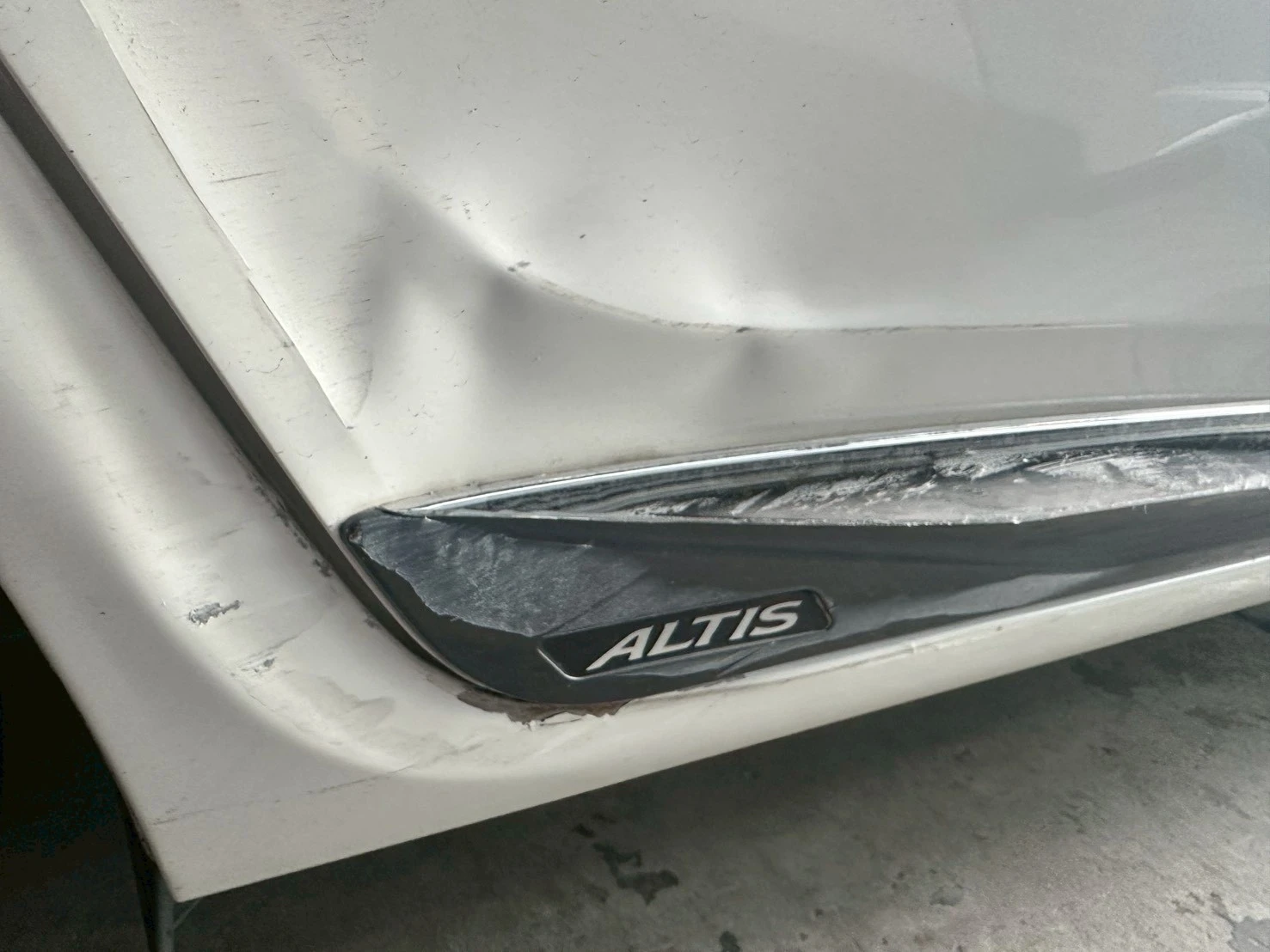 汽車鈑金烤漆