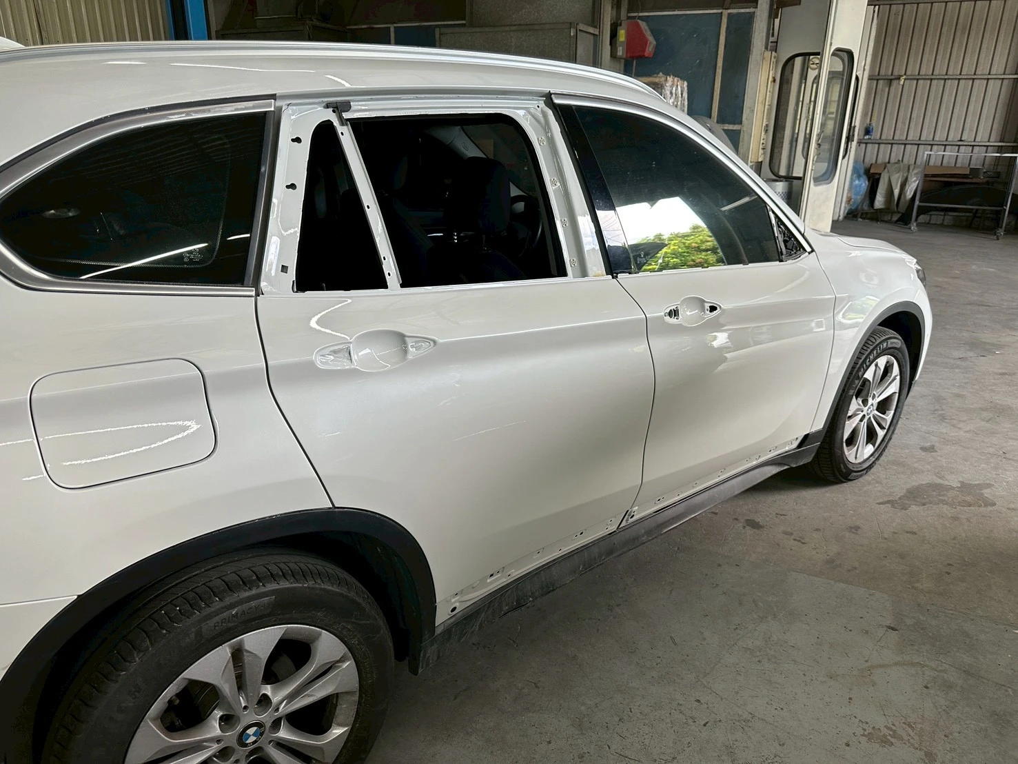 汽車鈑金烤漆