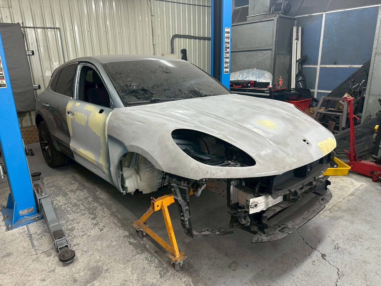 事故車維修
