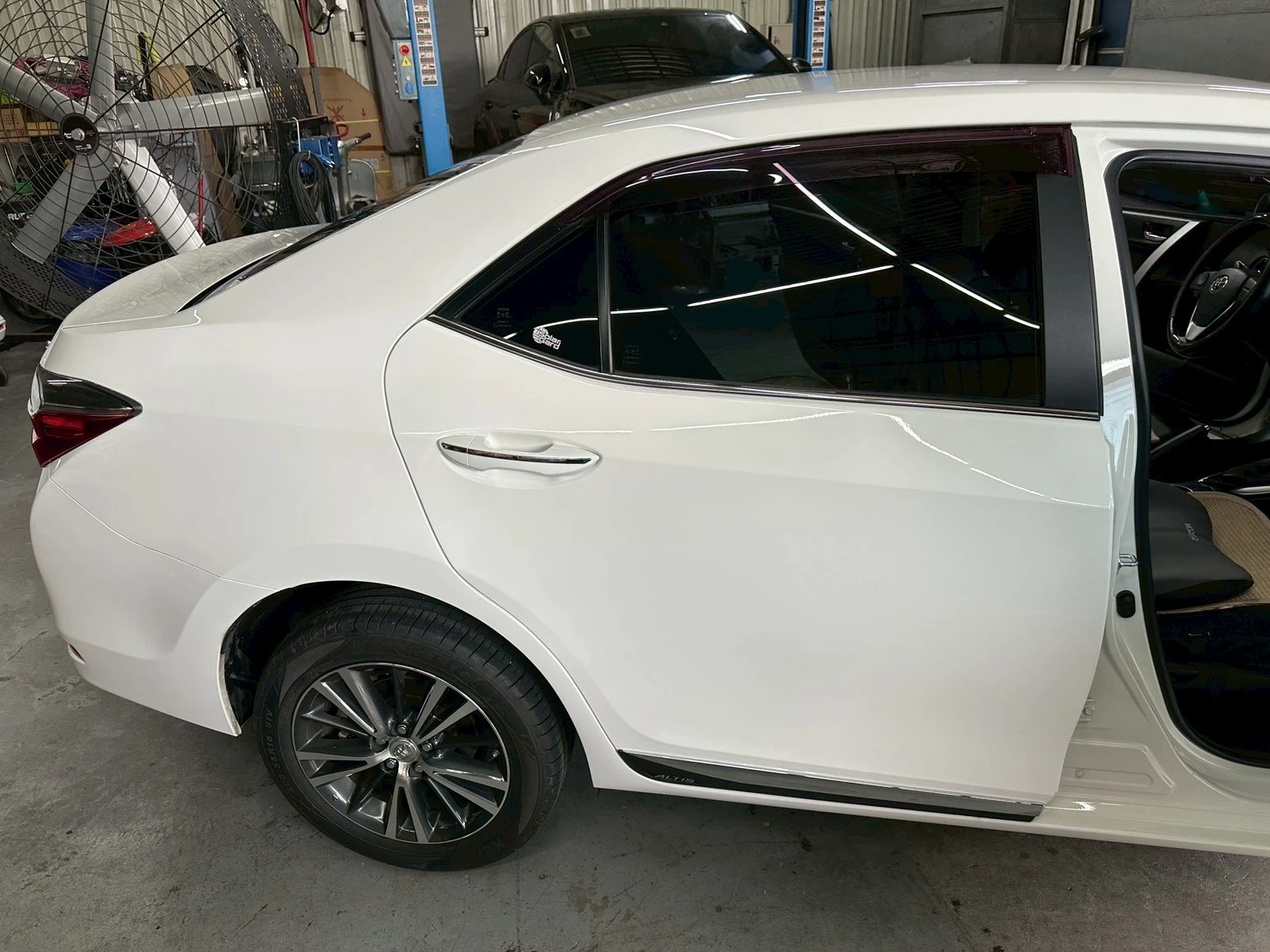 汽車鈑金烤漆