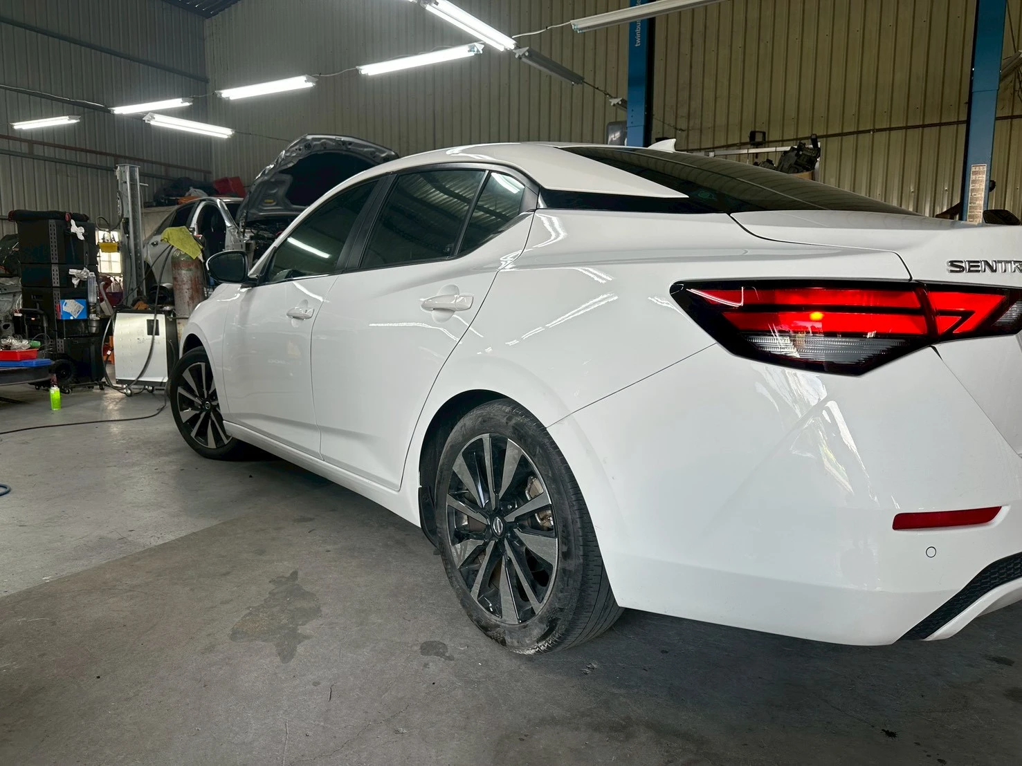 汽車鈑金烤漆