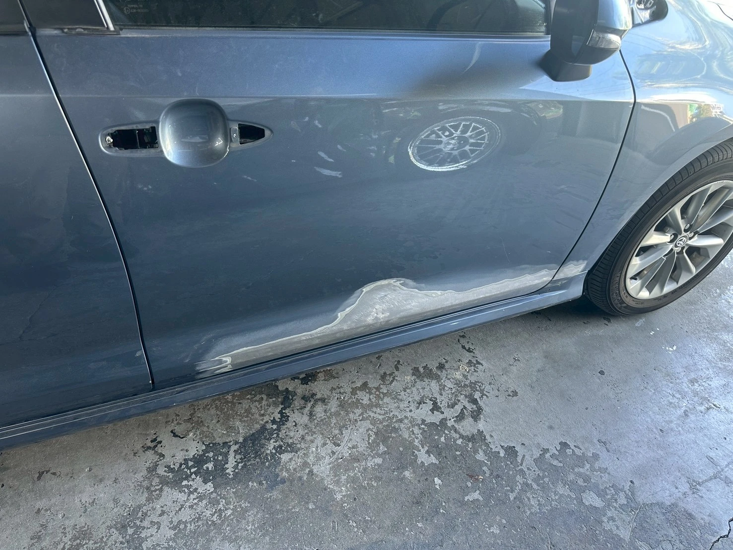 汽車鈑金烤漆