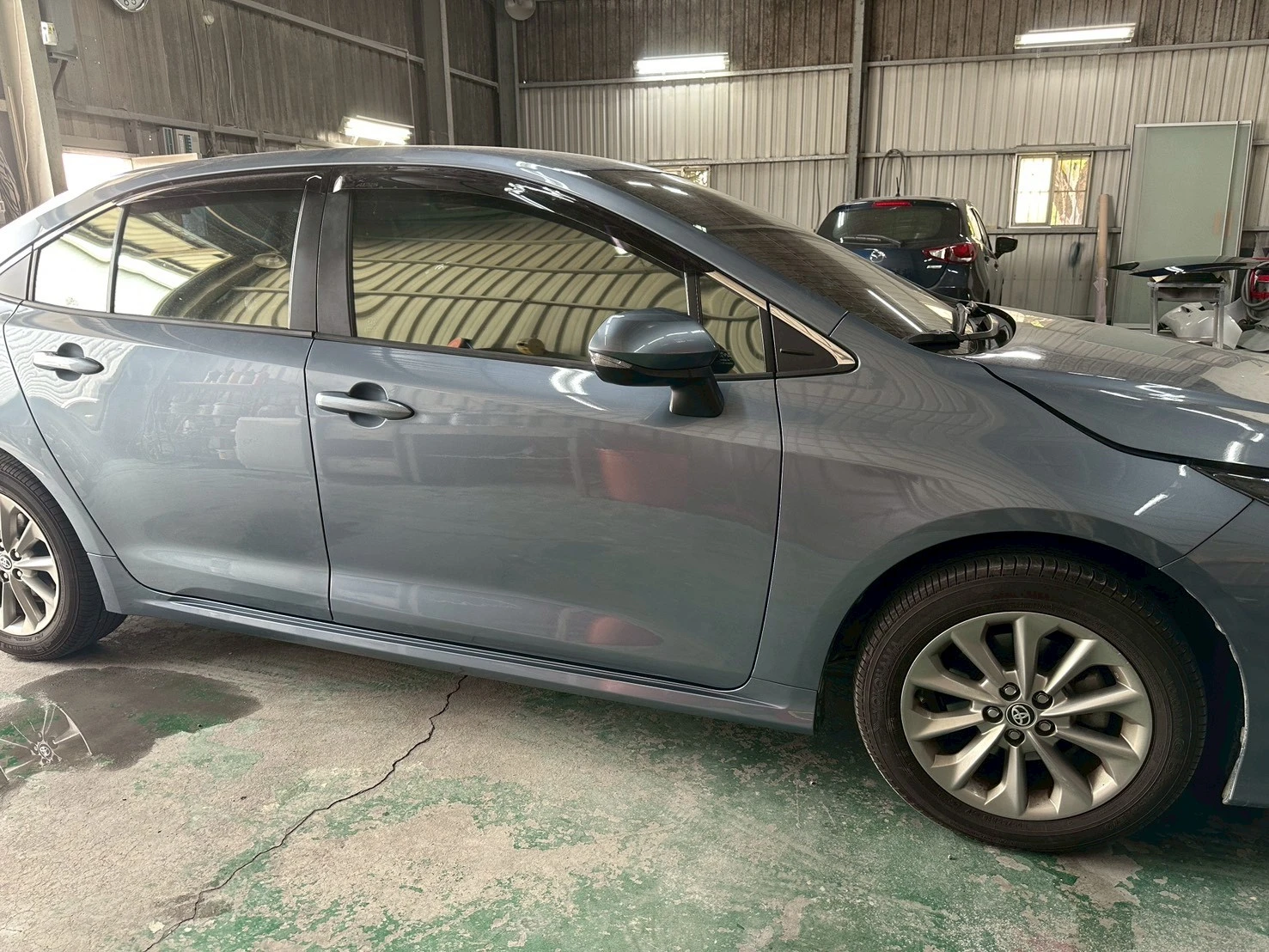 汽車鈑金烤漆