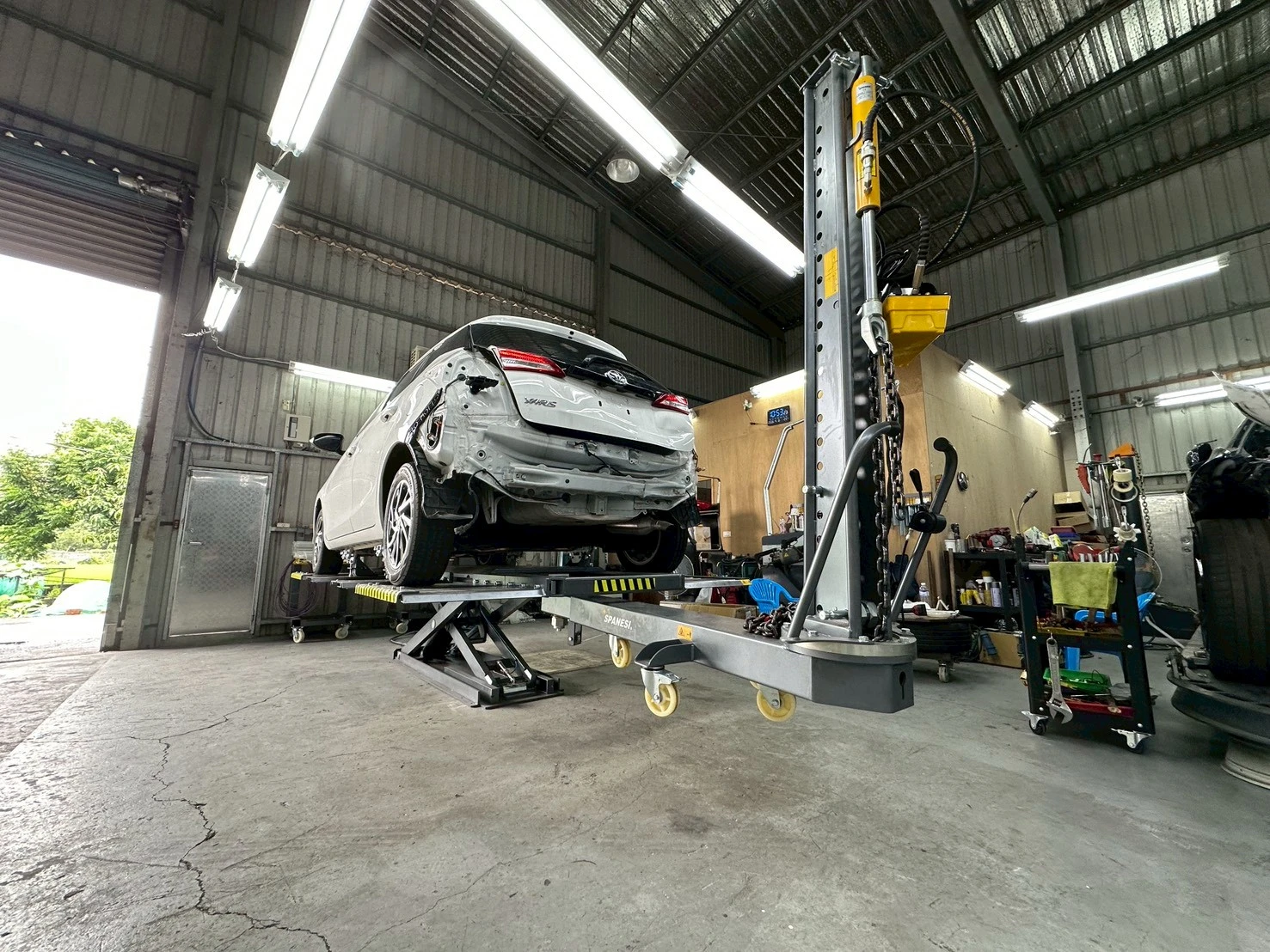 事故車維修