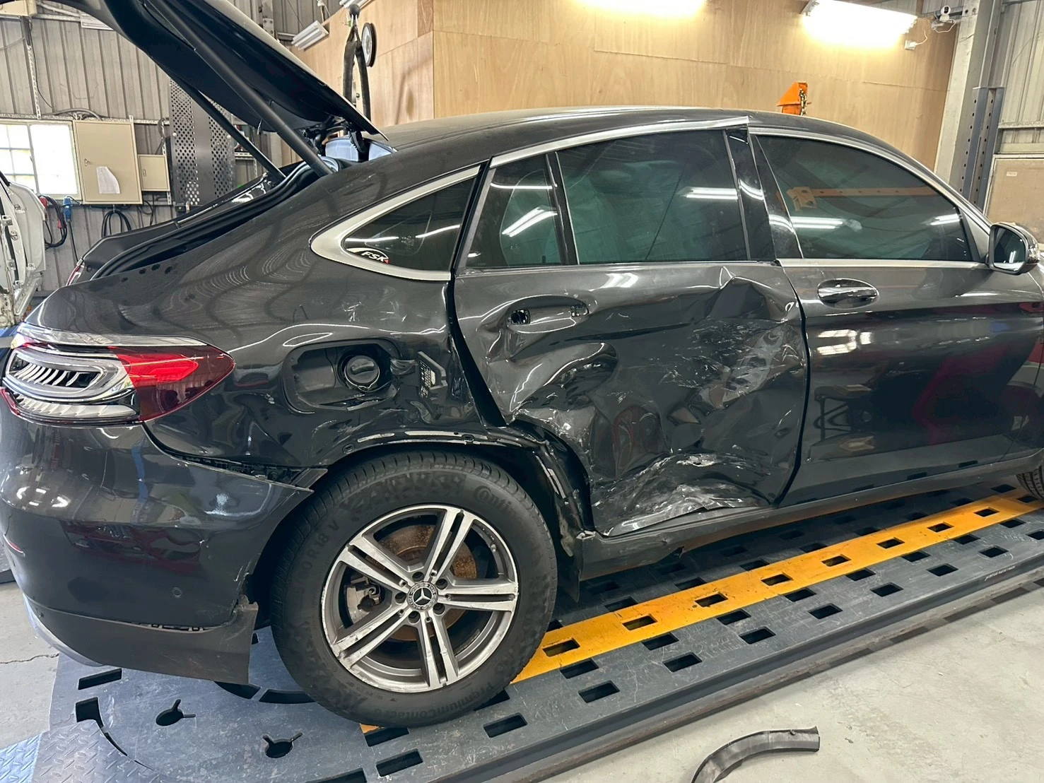 事故車維修