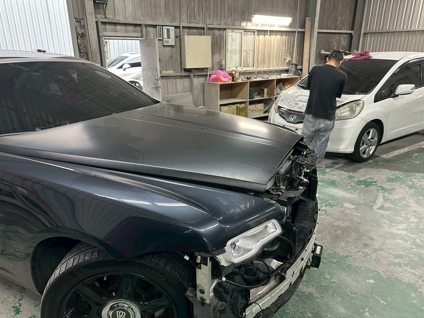 汽車鈑金烤漆