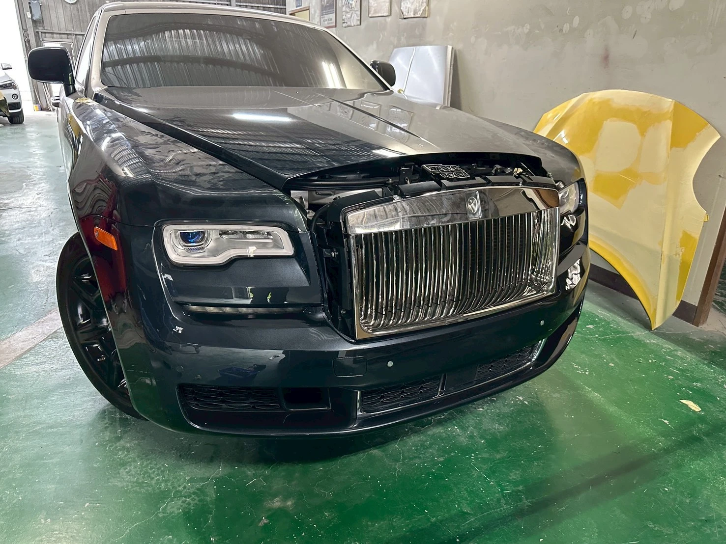 汽車鈑金烤漆