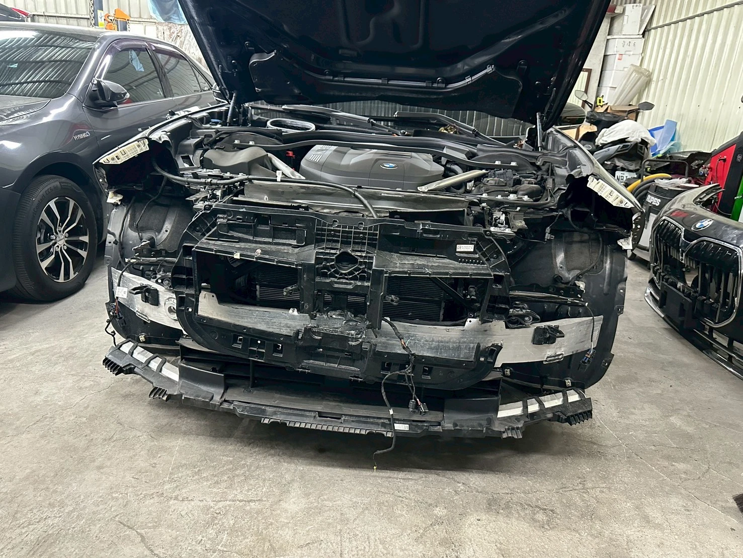汽車鈑金烤漆