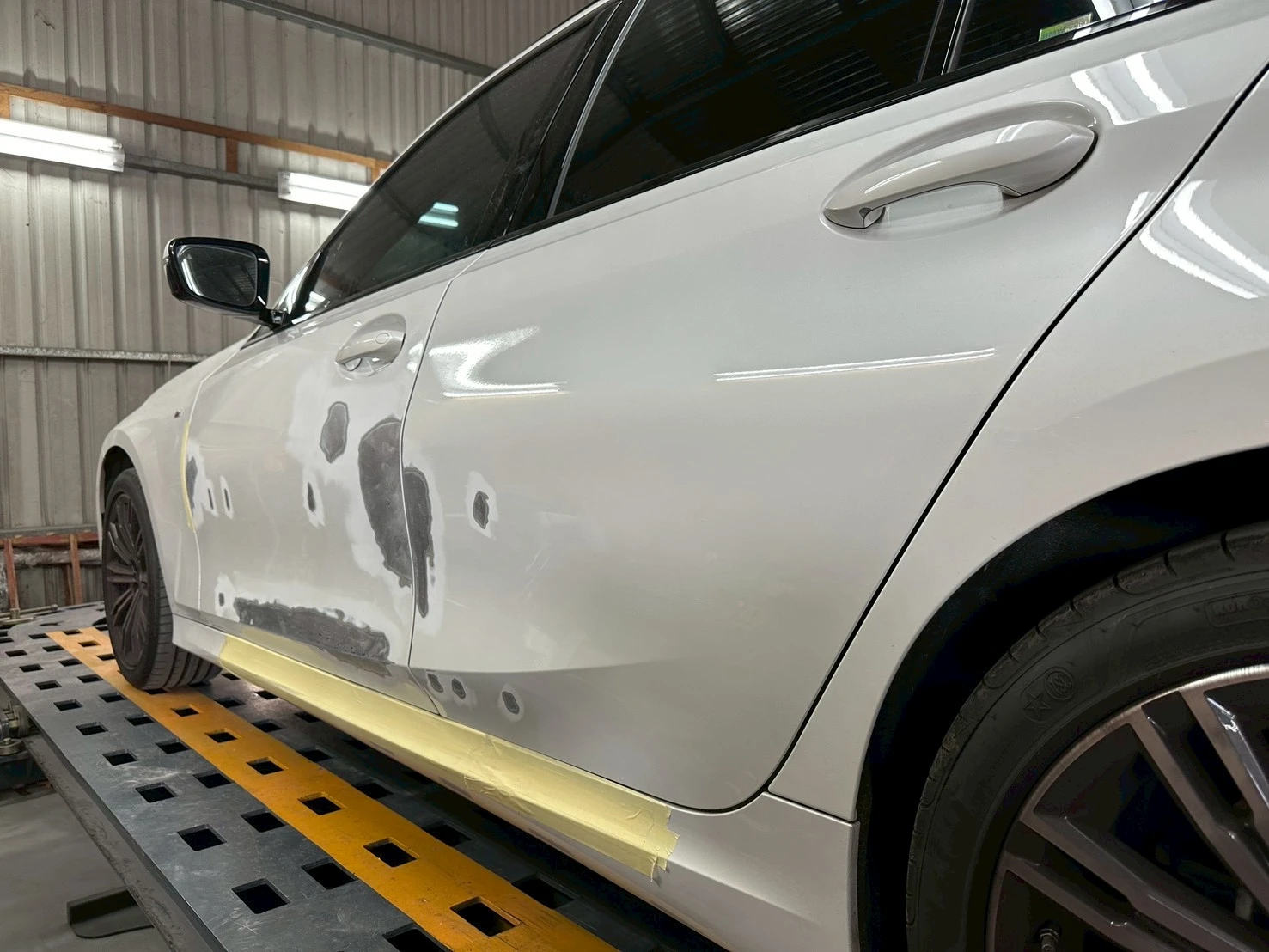 汽車鈑金烤漆