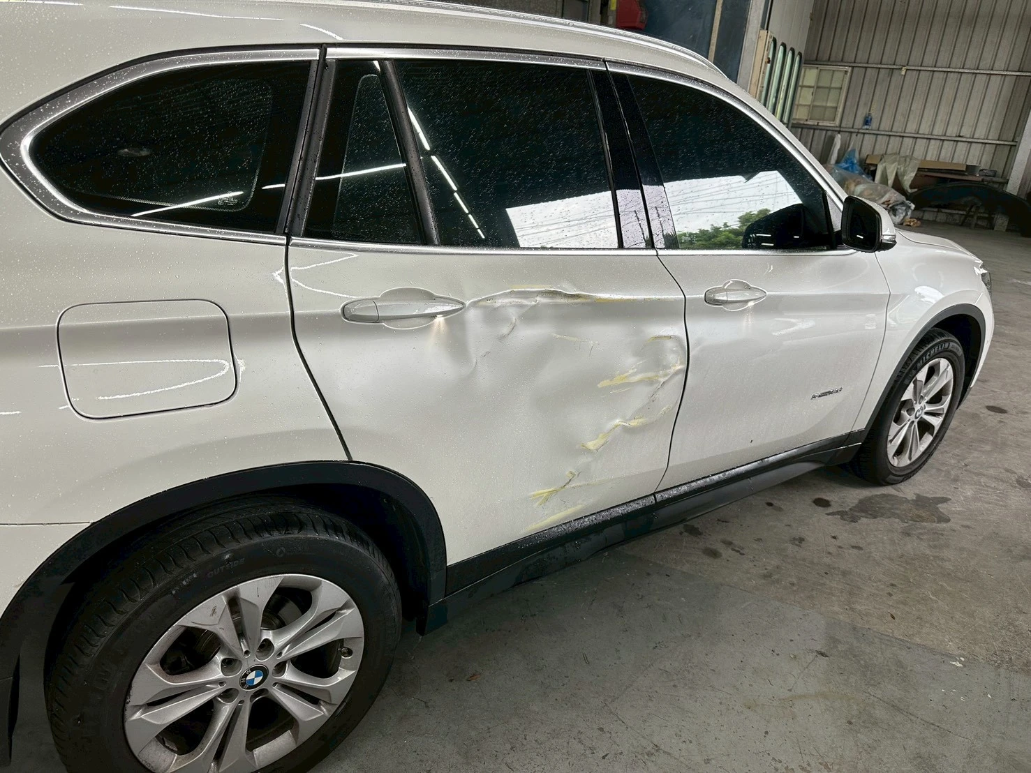 汽車鈑金烤漆