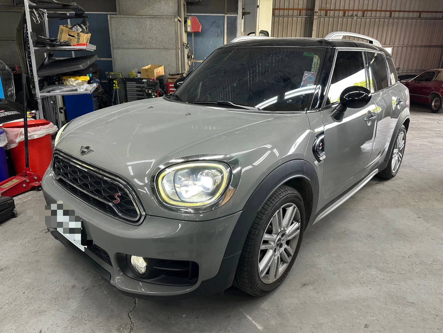汽車鈑金烤漆