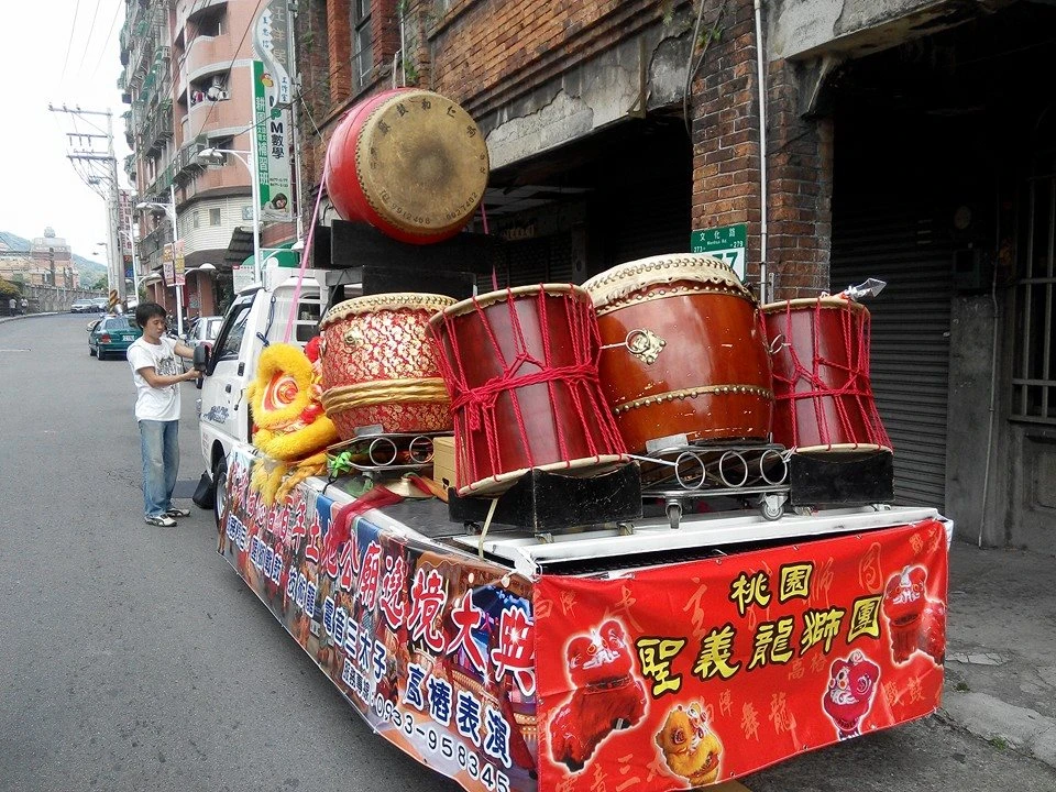 舞台戰鼓車2