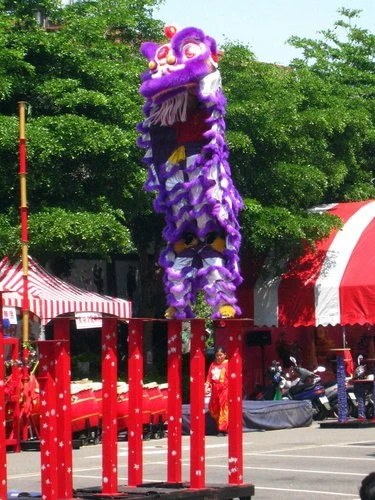 龍鳳盃高樁獅王爭霸