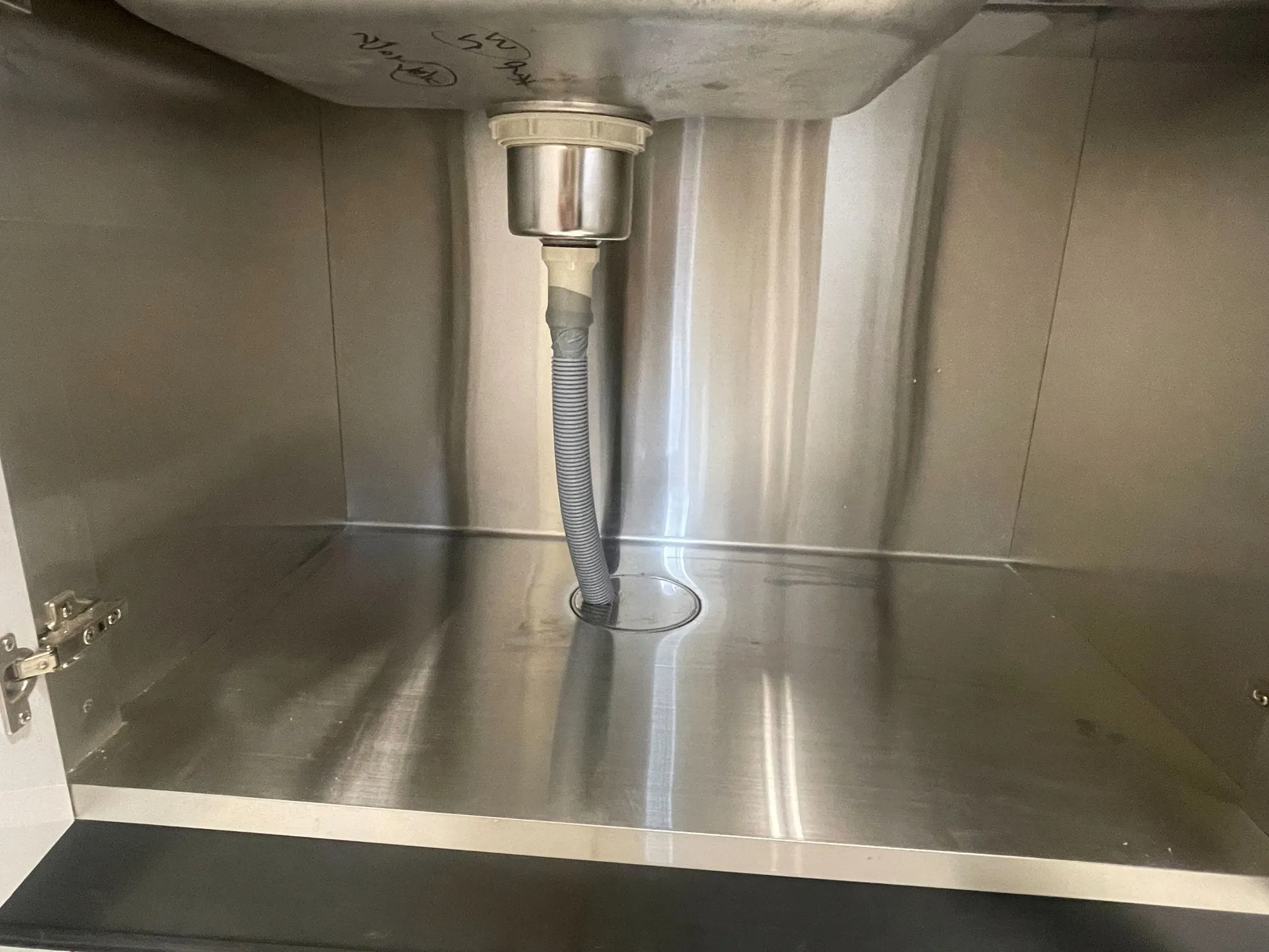 250公分，下櫃304不鏽鋼桶身｜廚具規劃｜高雄廚具規劃
