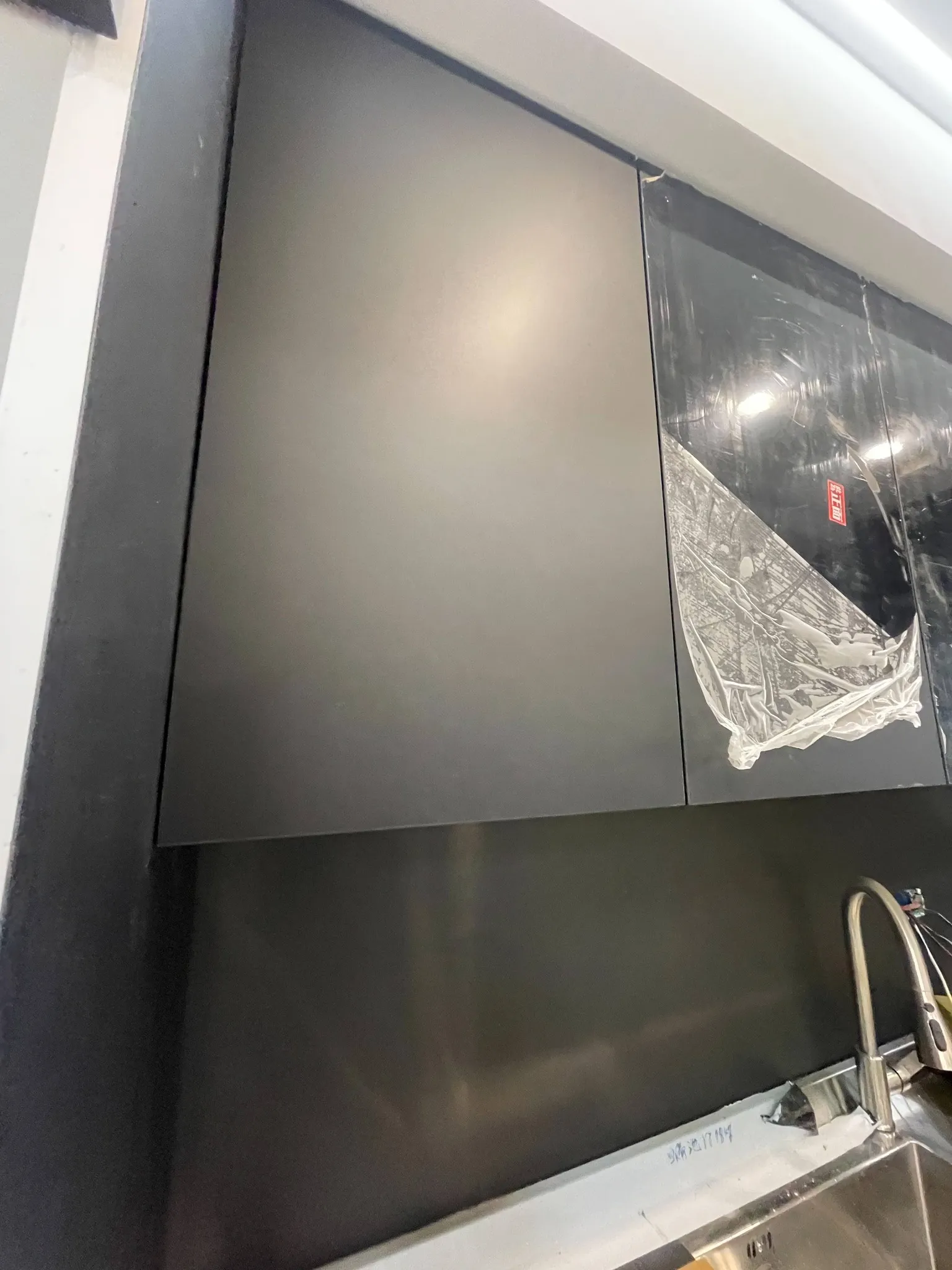 255公分+60公分電器櫃+90公分冰箱櫃+40公分鞋櫃｜廚具行｜高雄廚具行