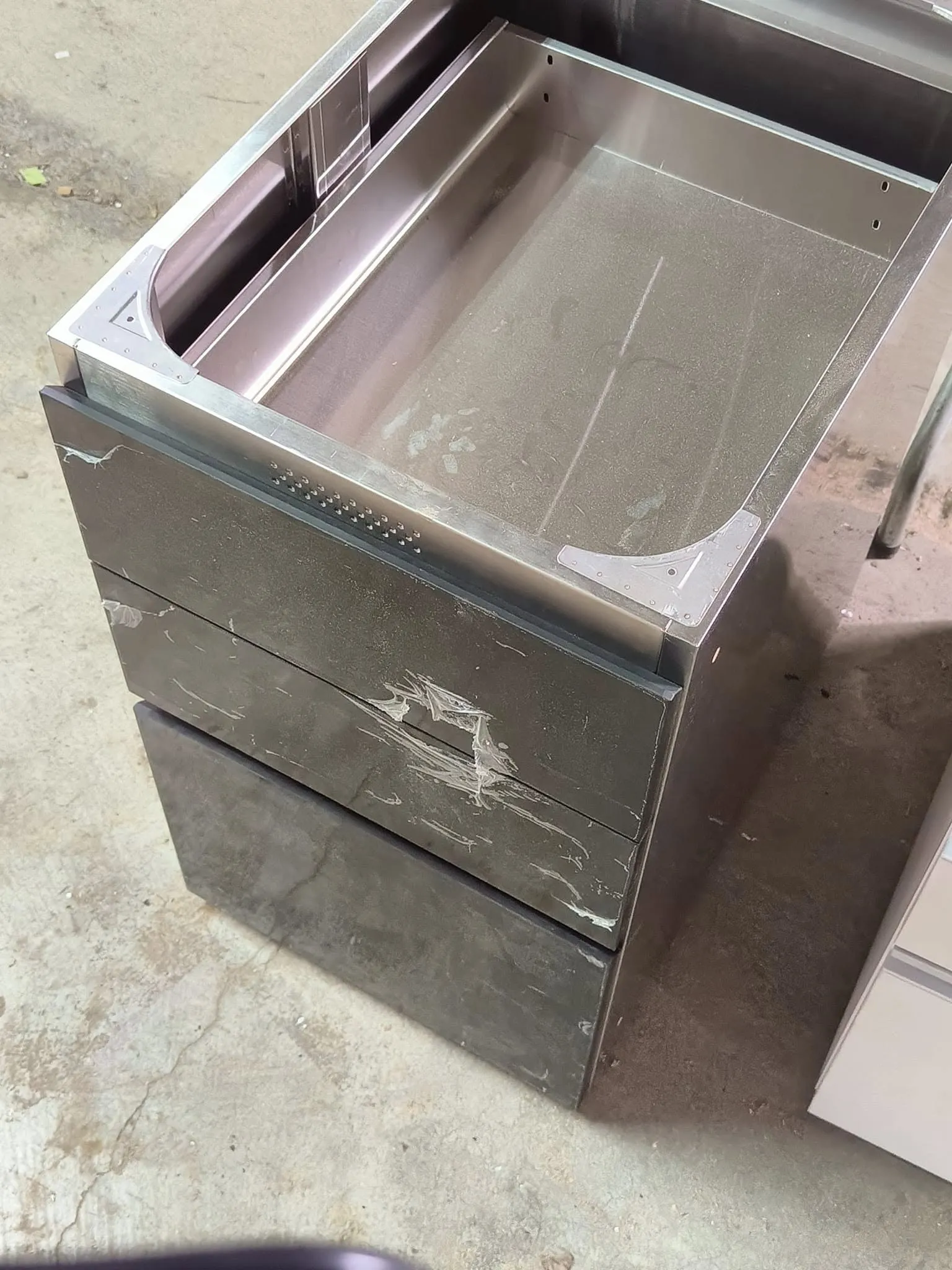 250公分，下櫃304不鏽鋼桶身｜廚具安裝｜高雄廚具安裝