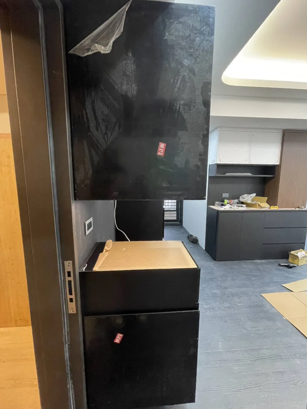 255公分+60公分電器櫃+90公分冰箱櫃+40公分鞋櫃｜廚具行｜高雄廚具行