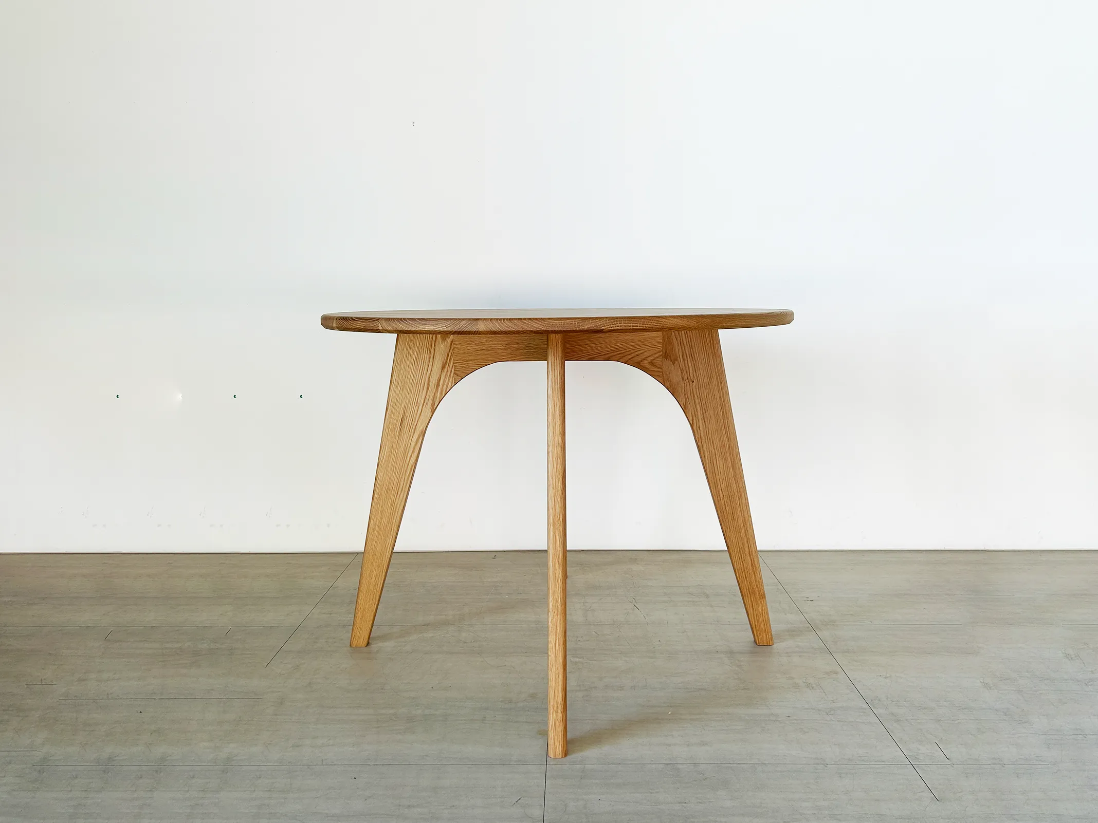 MORE Flow Round Table｜圓滑圓桌 