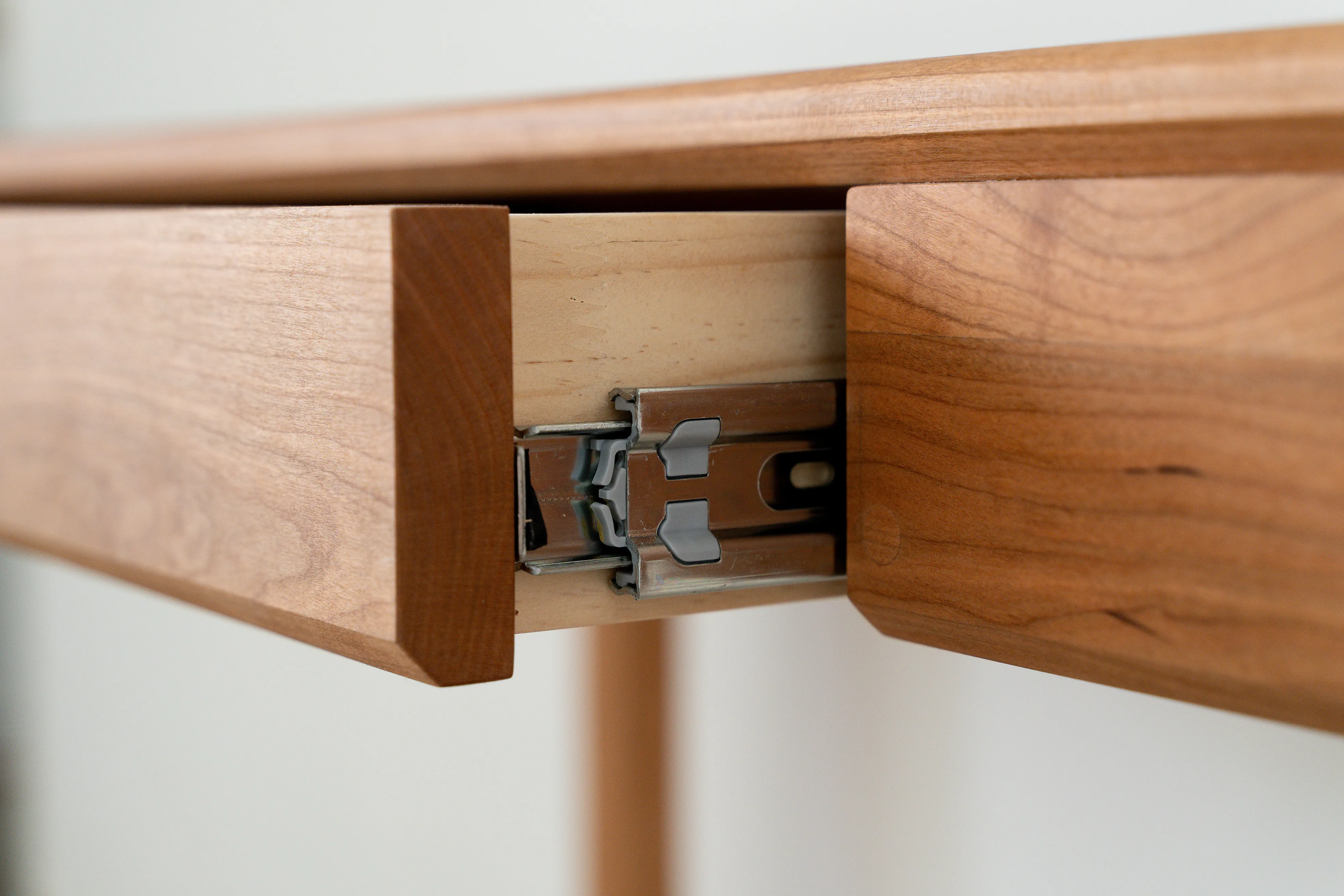 MORE Desk｜一抽 寫字桌  | 工作桌 | 書桌 | 電腦桌 | 化妝桌