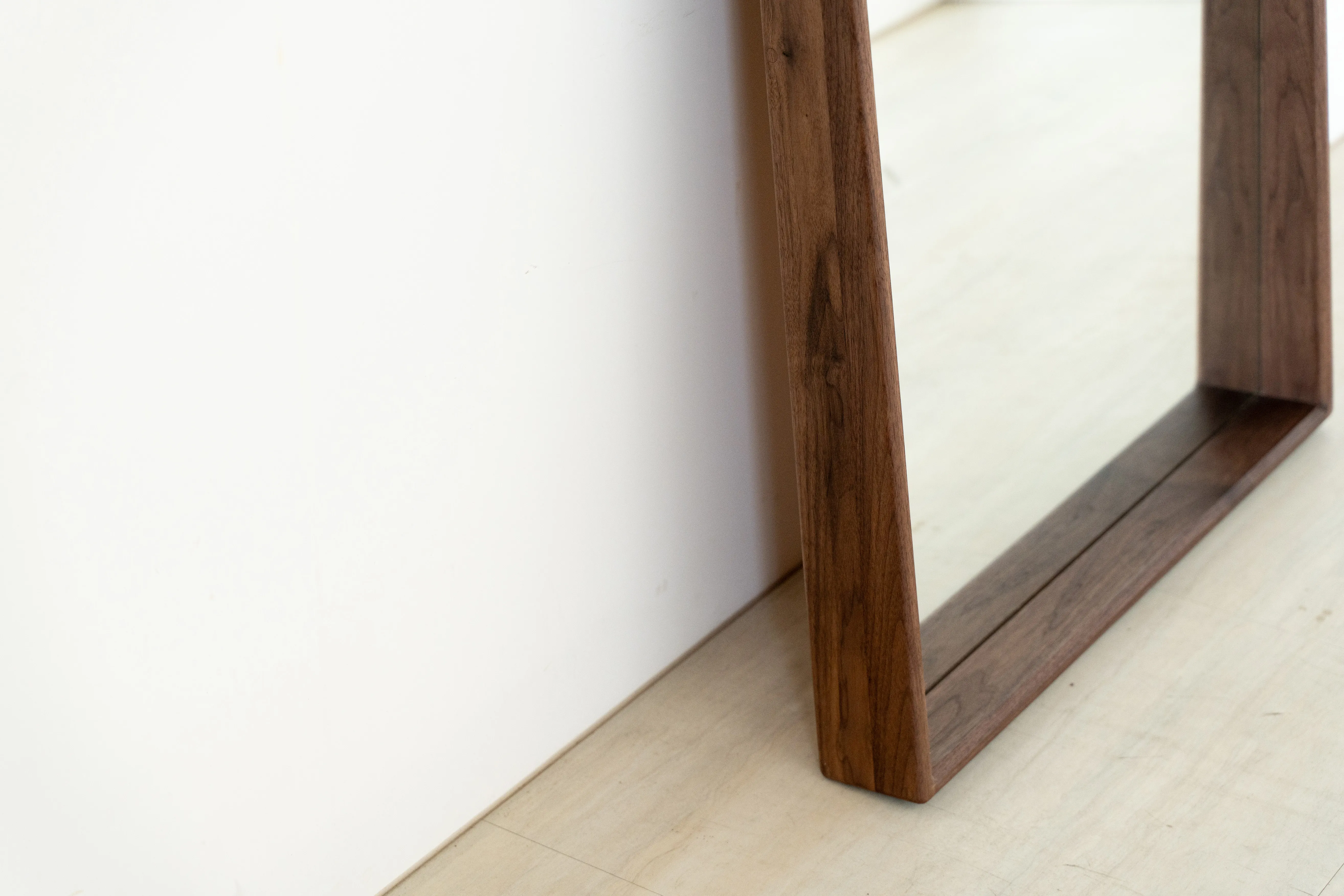 MORE Balance Mirror|下寬框全身鏡