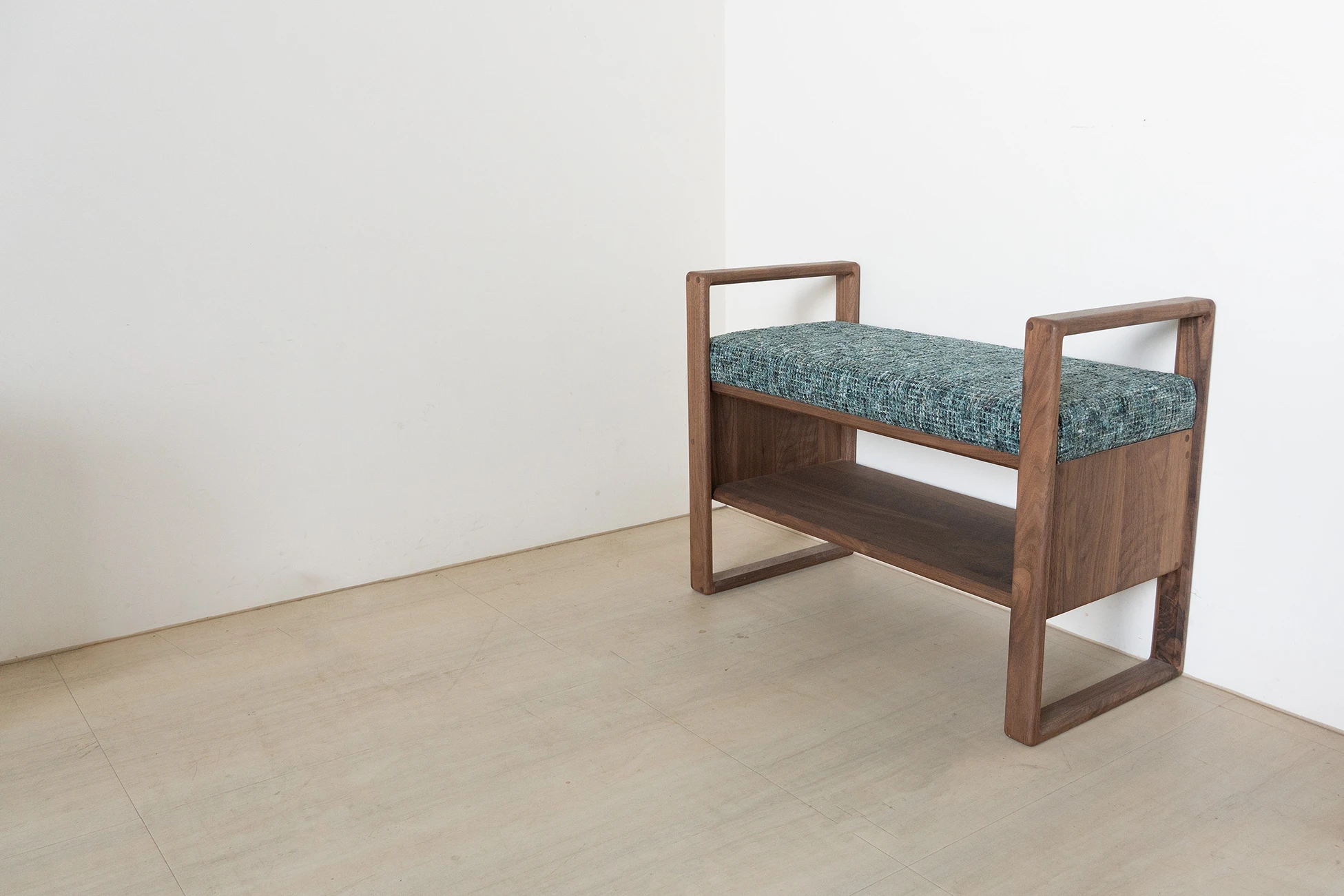 MORE Entry Bench |穿鞋椅