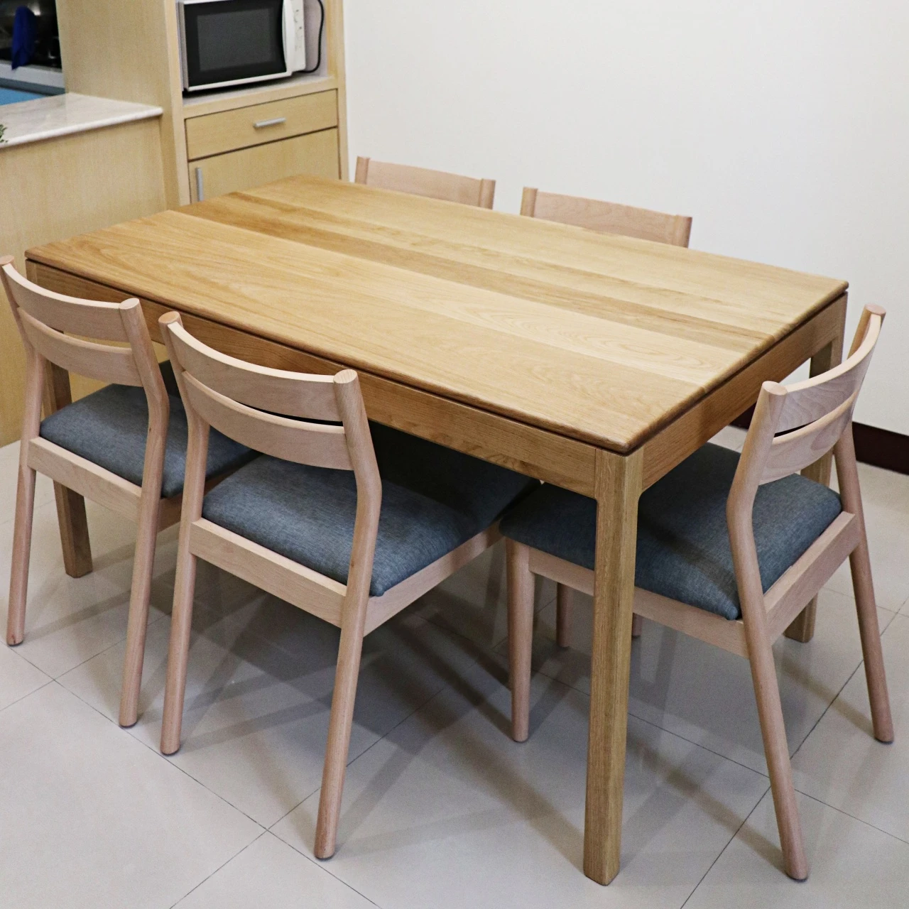 MORE Gather Table & Bench 聚在一起餐桌組  |  餐桌  |  長凳