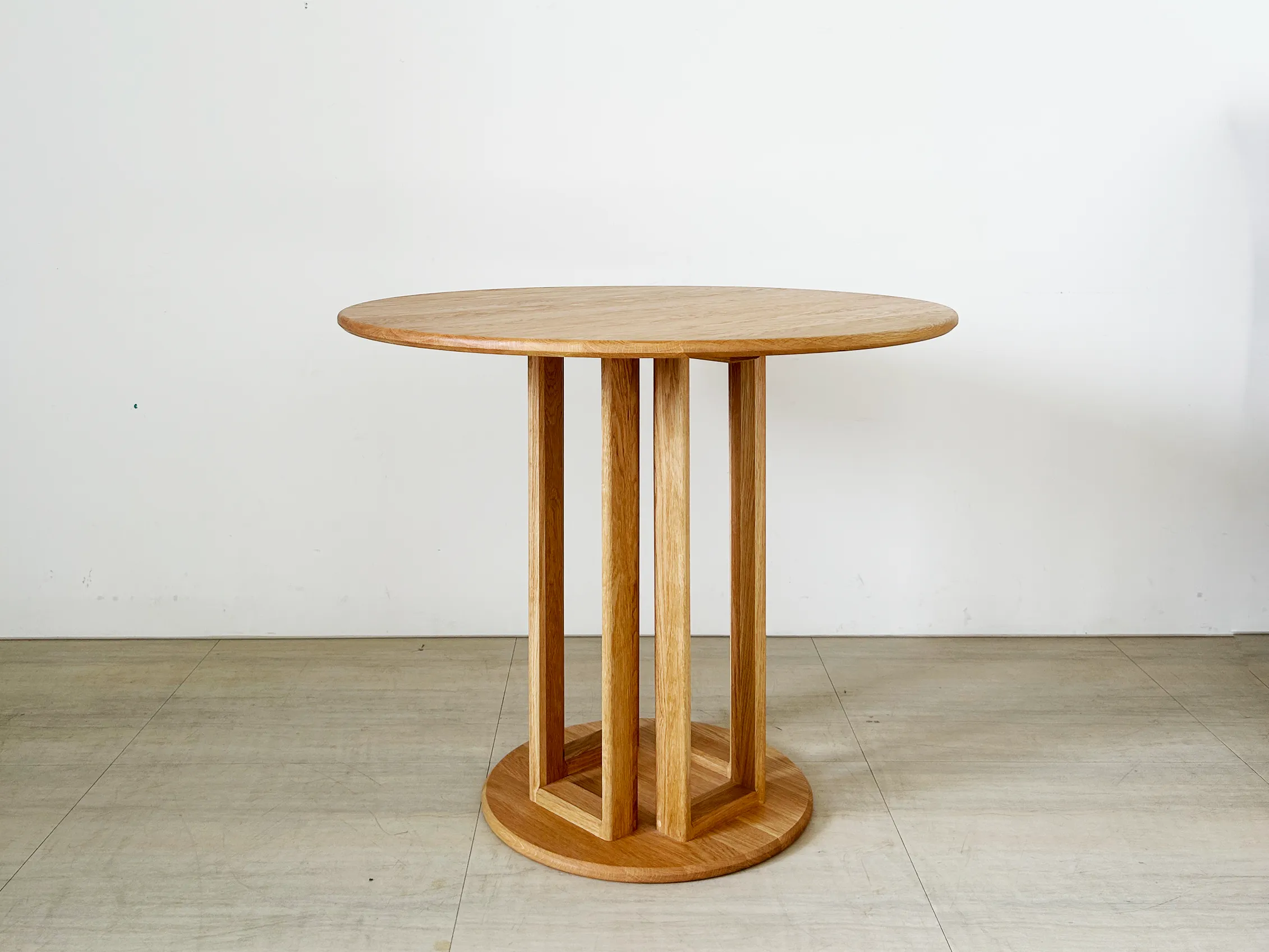 MORE Frame Round Table｜框序圓桌 