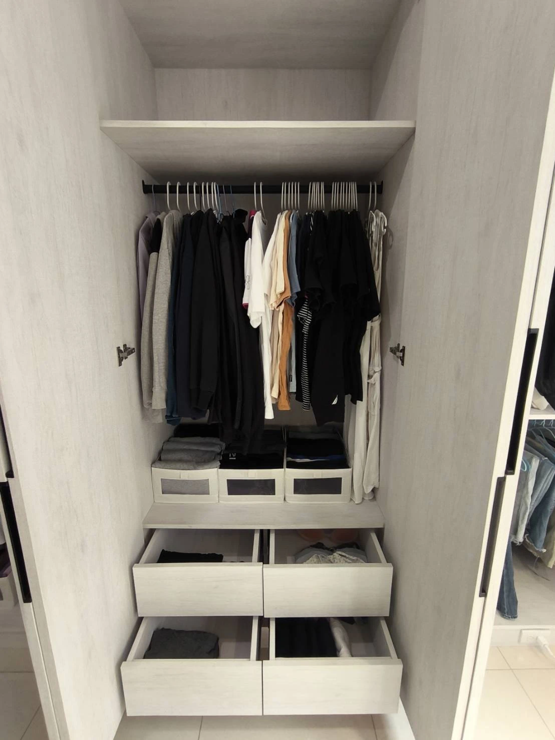 衣櫃裡有衣服，卻找不到想穿的那一件。