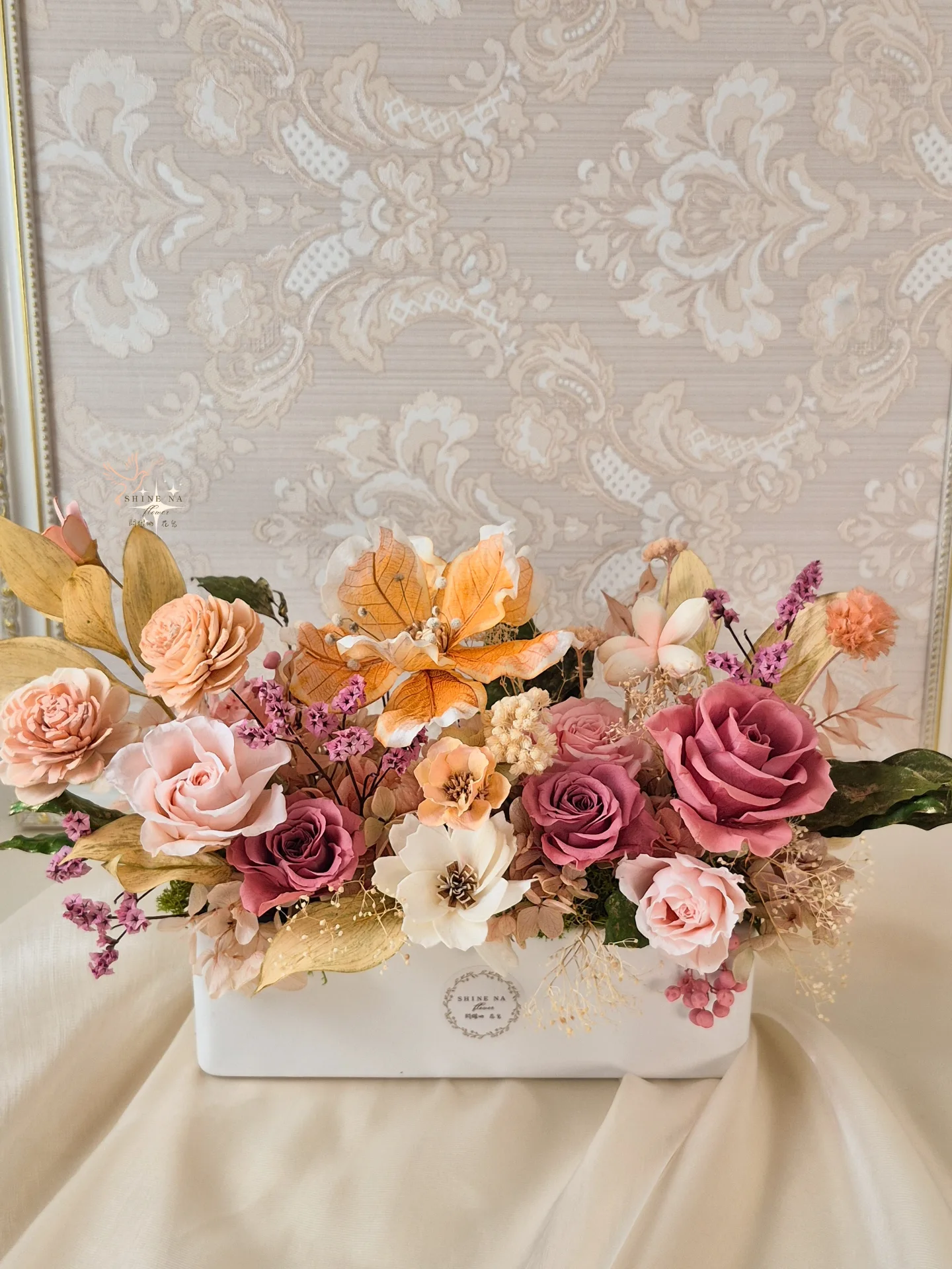 長型盆花：最容易做出高級感的花型。