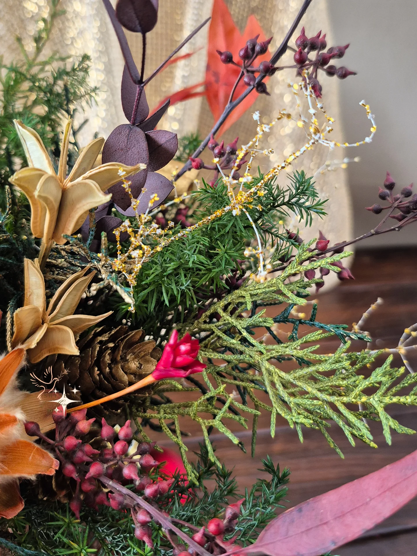 2025 冬曦金燭盆花