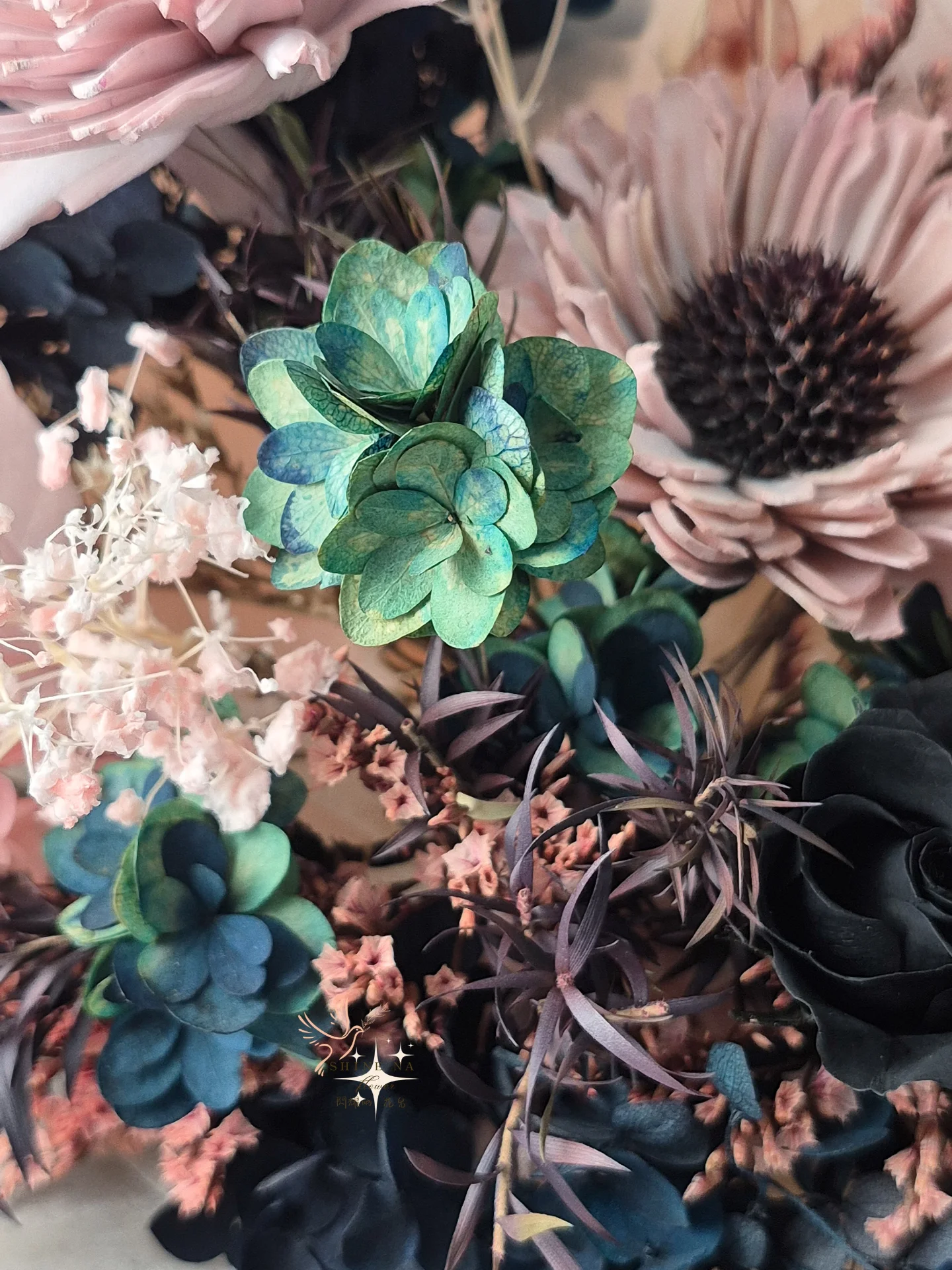 黑粉畢業花束