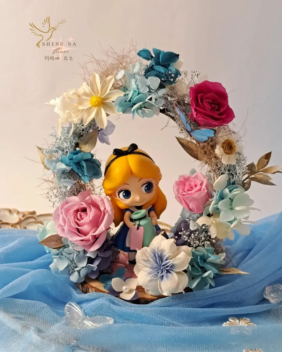愛麗絲賞花趣 （永生小型花拱門）