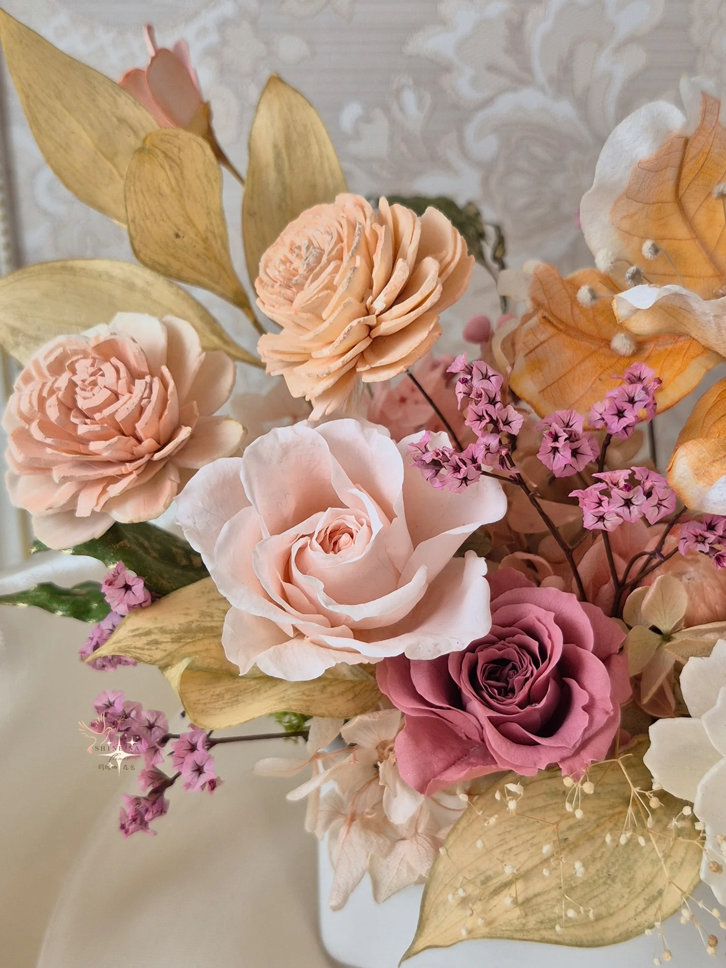 長型盆花：最容易做出高級感的花型。