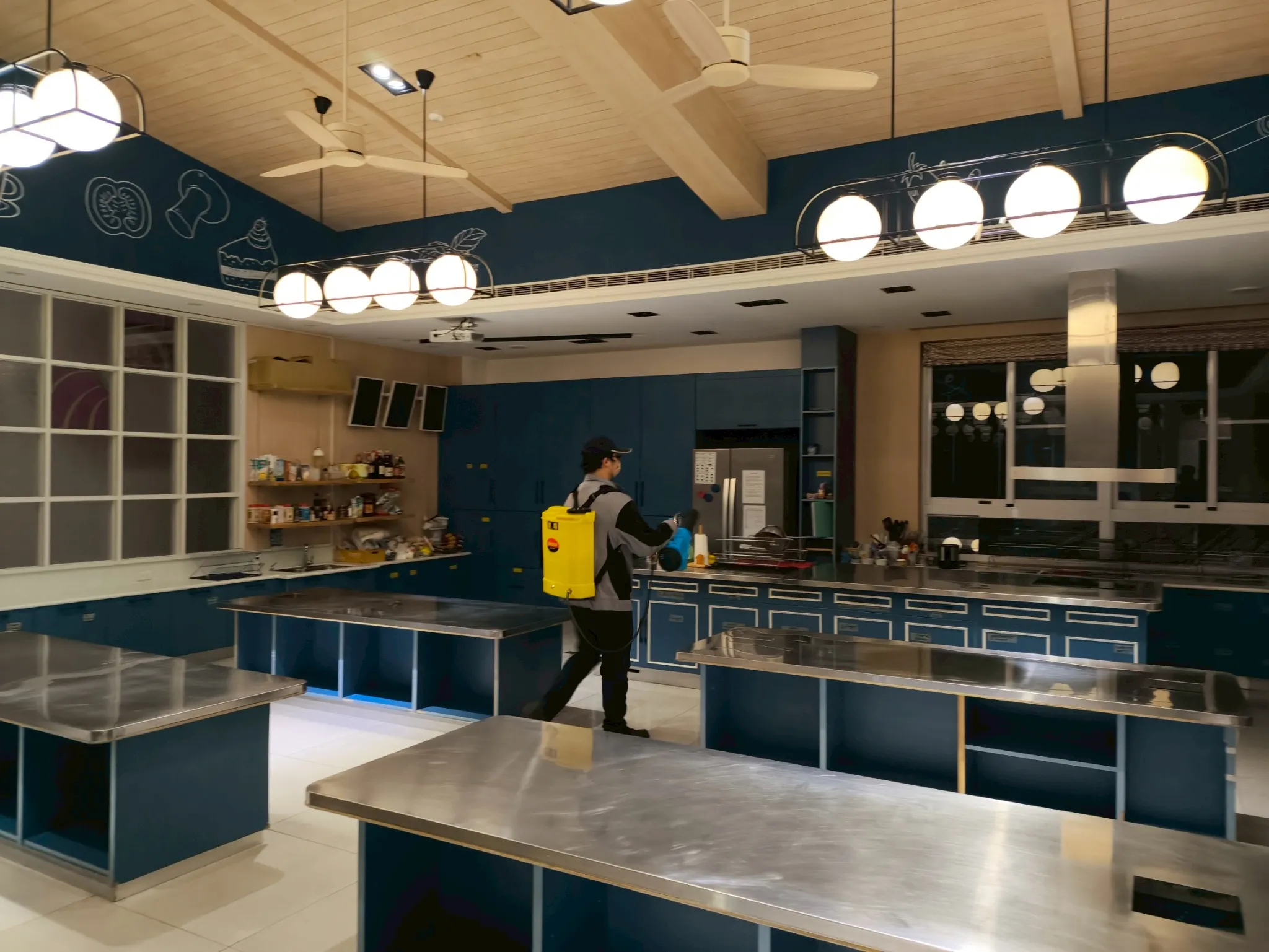 幼稚園防疫消毒