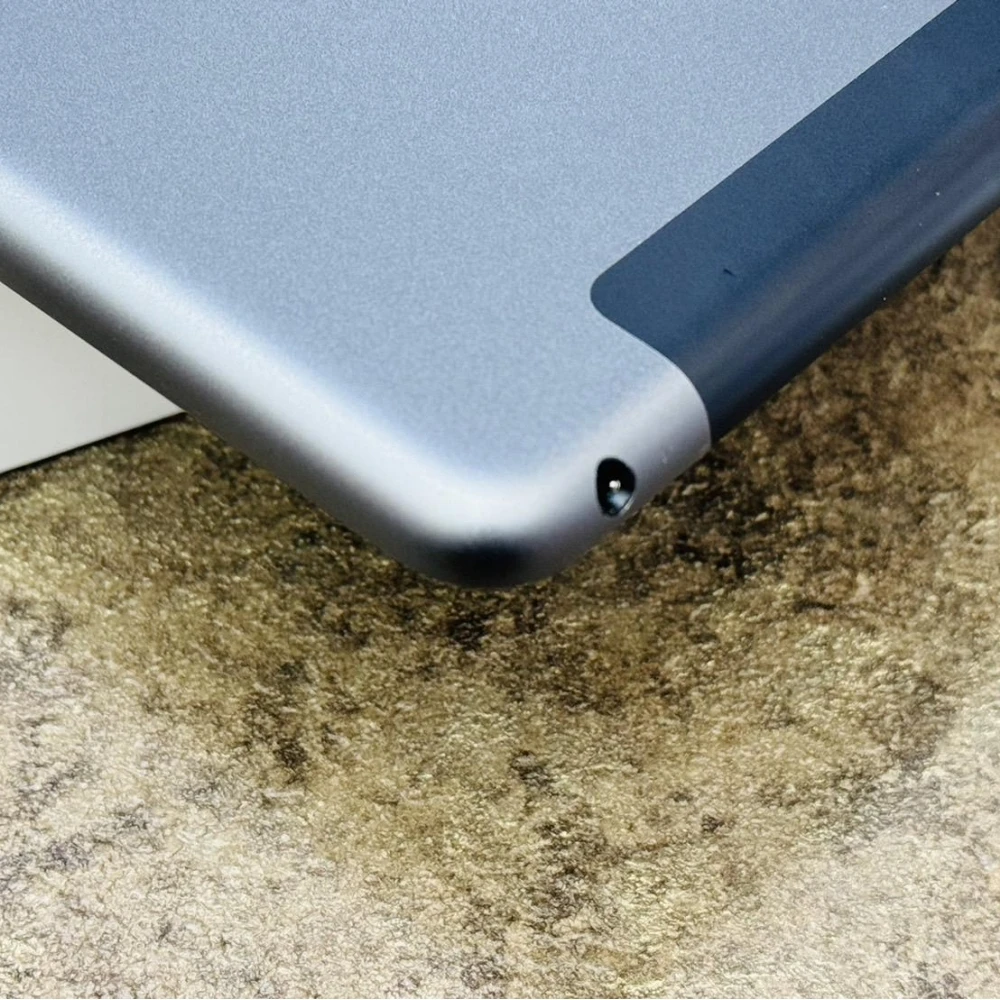 iPad 9 64G LTE版 灰 電池99% 循環27次 保固到2024/07/15 有盒裝 有配