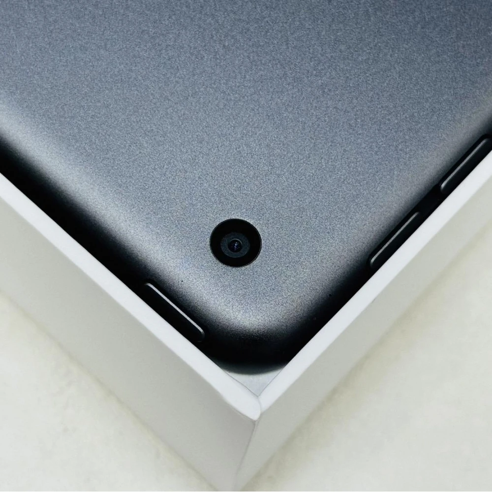 iPad 9 256G WiFi版 灰 電池100% 循環18次 有盒裝有配件 