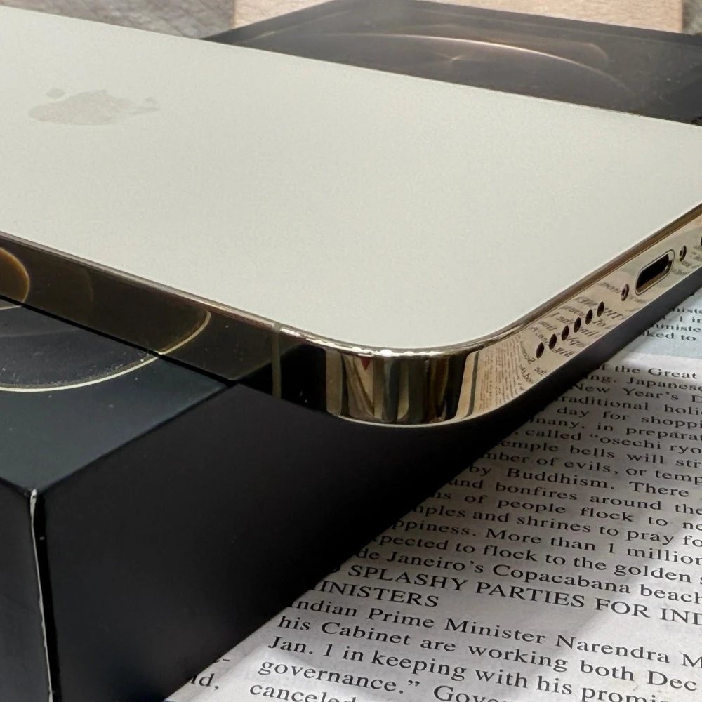 iPhone 12 pro Max 256g 金色 電池83% 有盒裝有配件