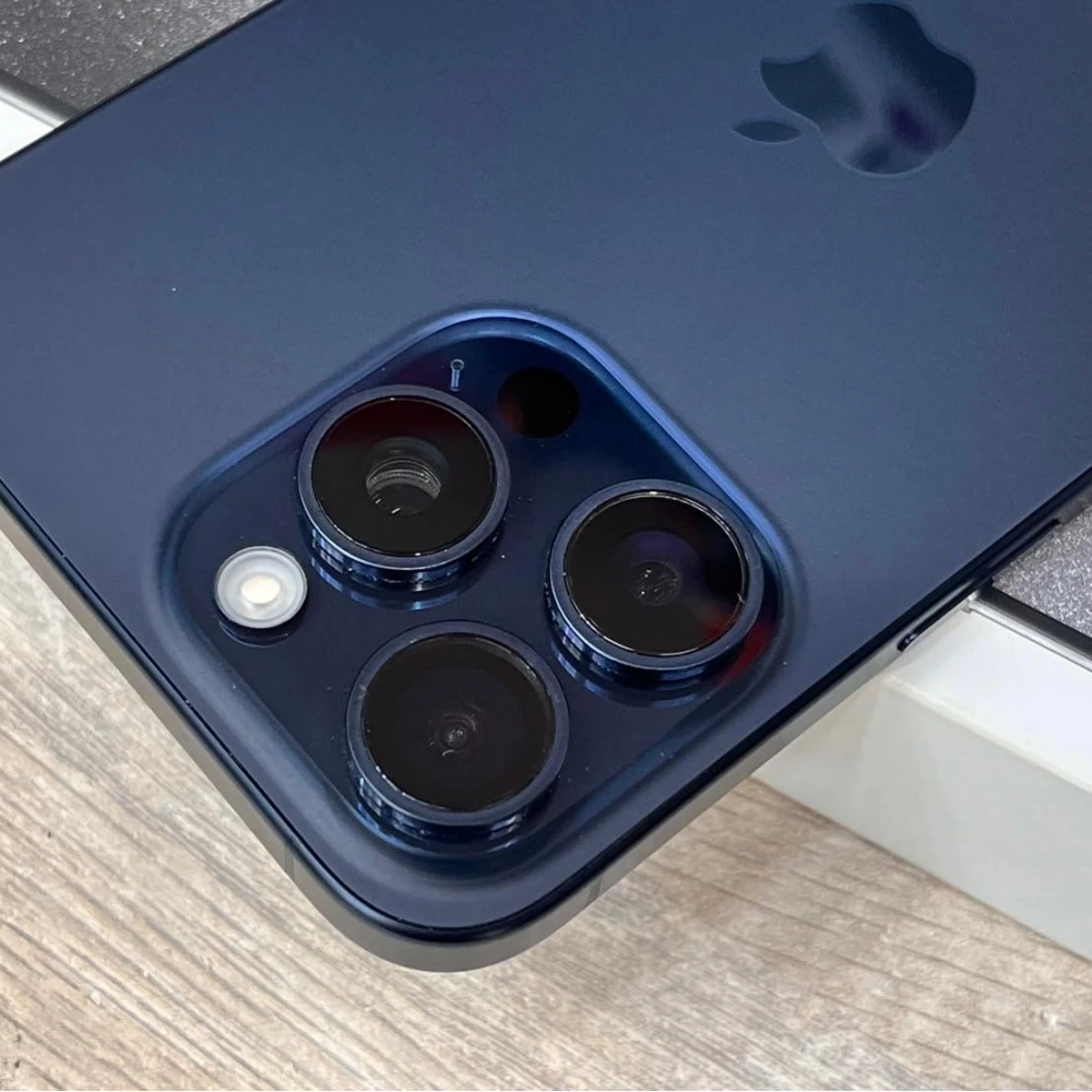 iPhone 15 pro Max 256g 藍色 電池88% 有盒裝有配件