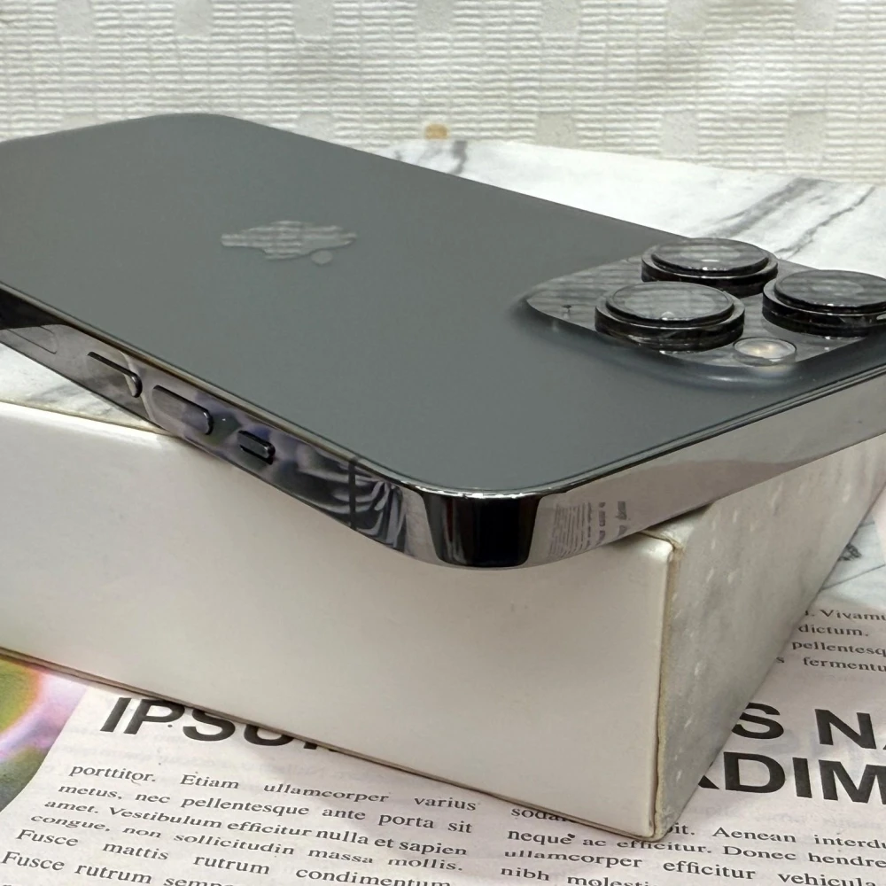 iPhone13Pro Max 128 黑色電池84% 無盒裝有配件