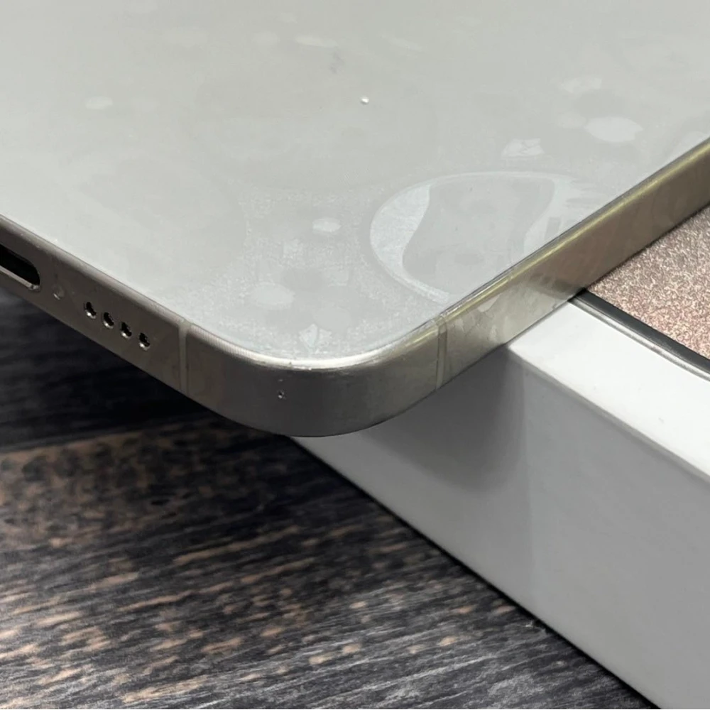 iPhone 15 pro max 256g 鈦 電池96% 全機包膜 有盒裝有配件