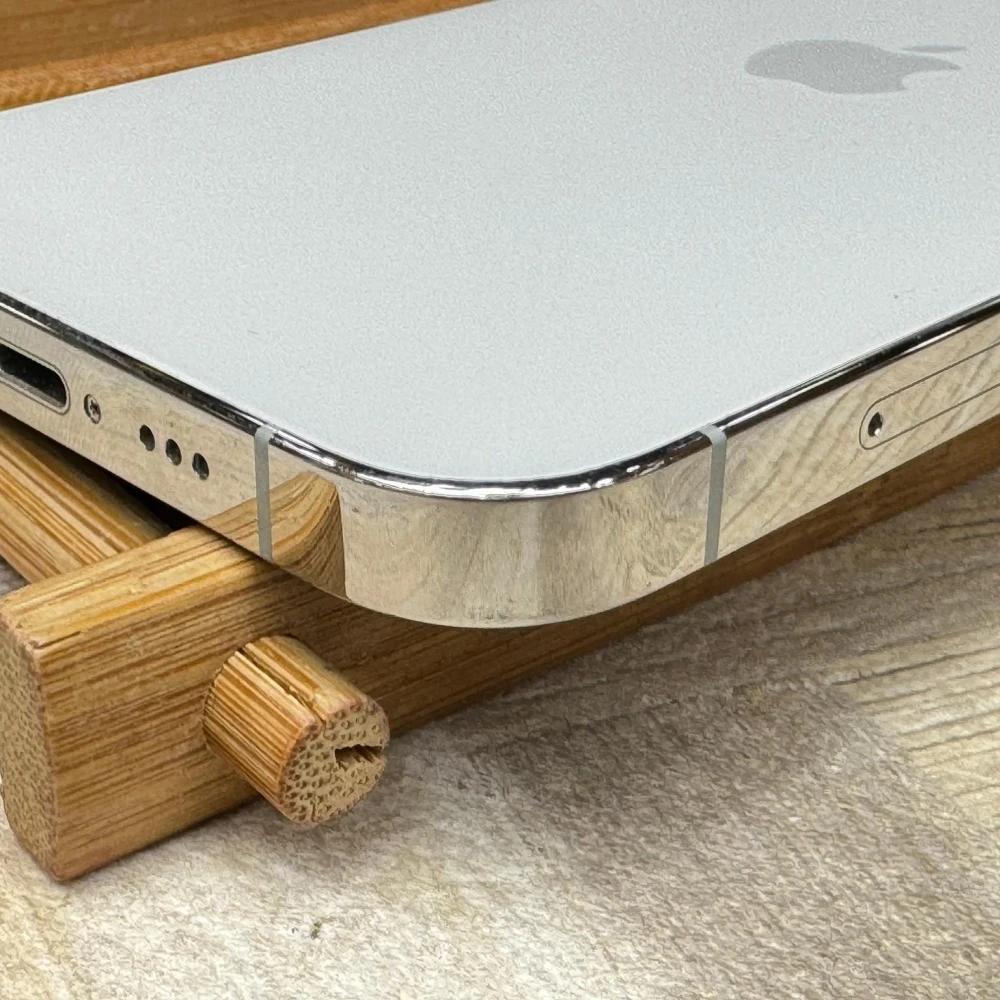 iPhone 12pro 128g 白色 電池75%有盒裝有配件