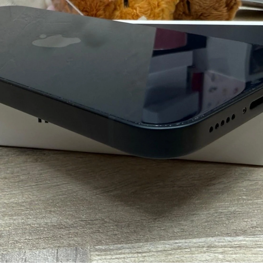 iPhone 13 128g 黑 電池91% 保固到2025/02/01 有盒裝有配件